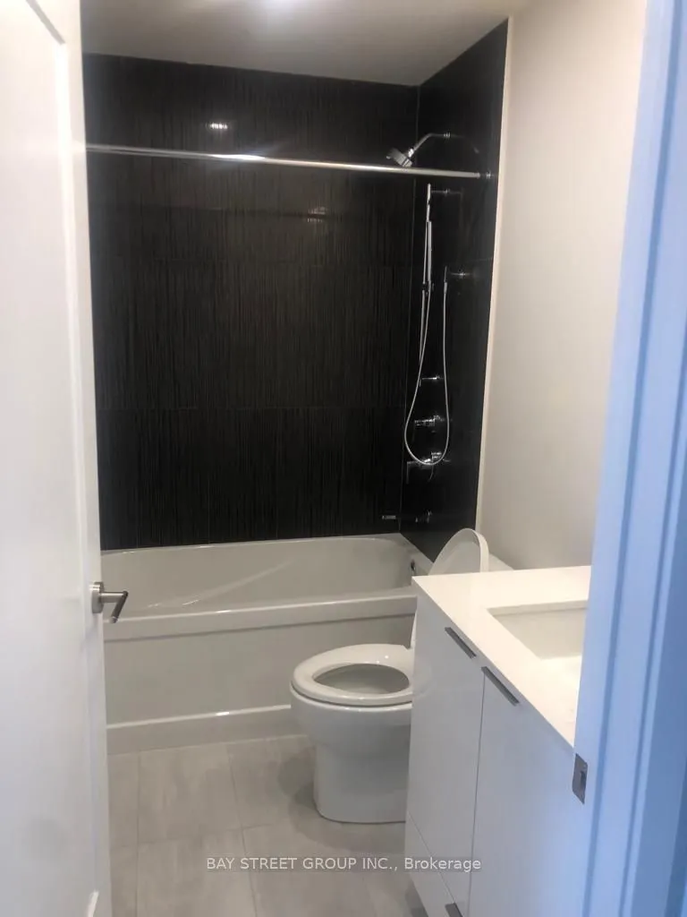 28 Freeland Street, #3005