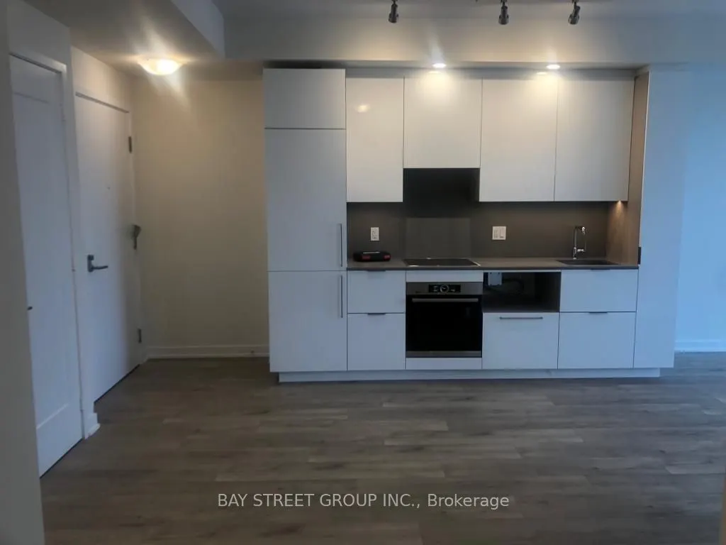 28 Freeland Street, #3005