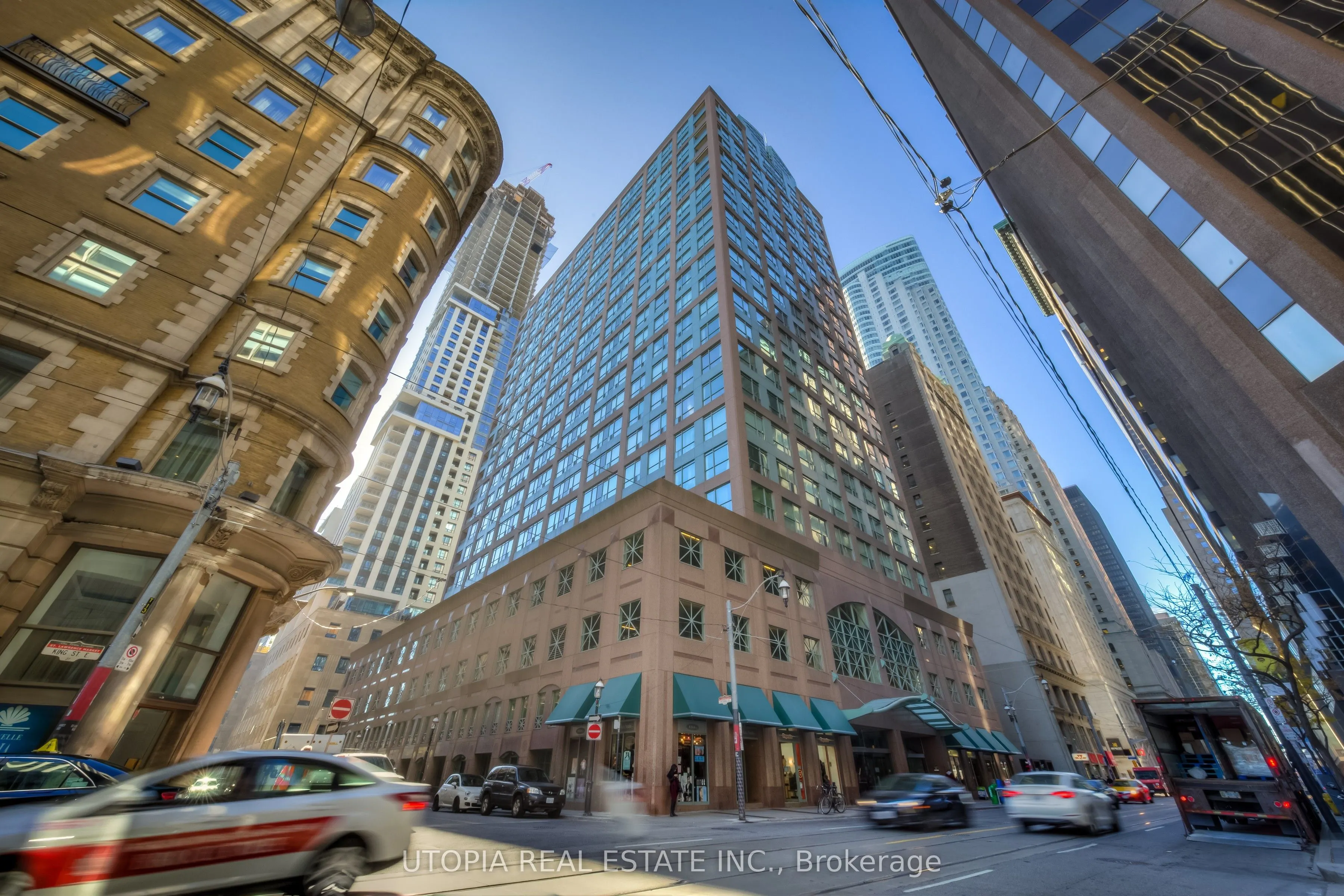 7 King Street E, #1017