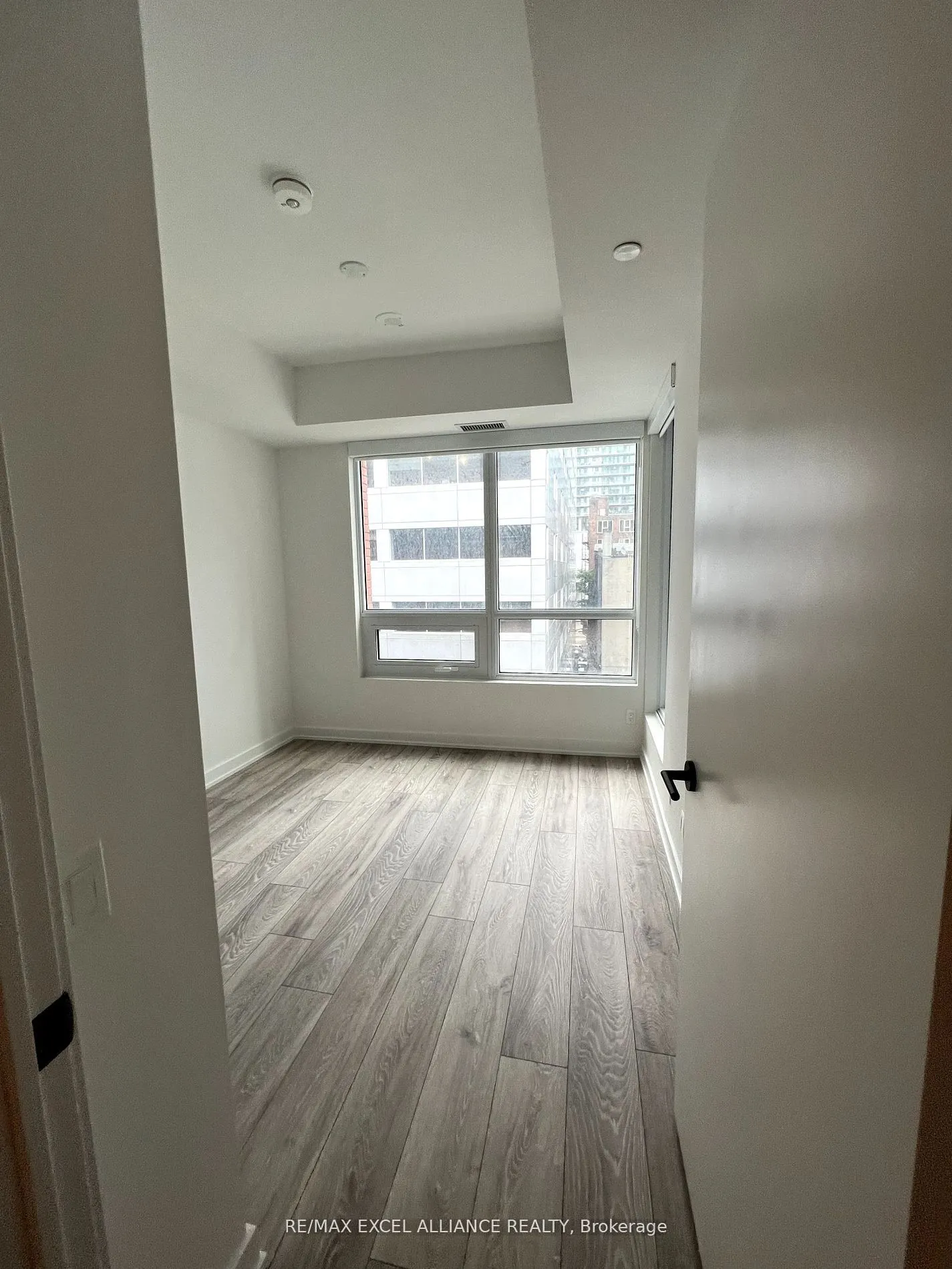 108 Peter Street, #508