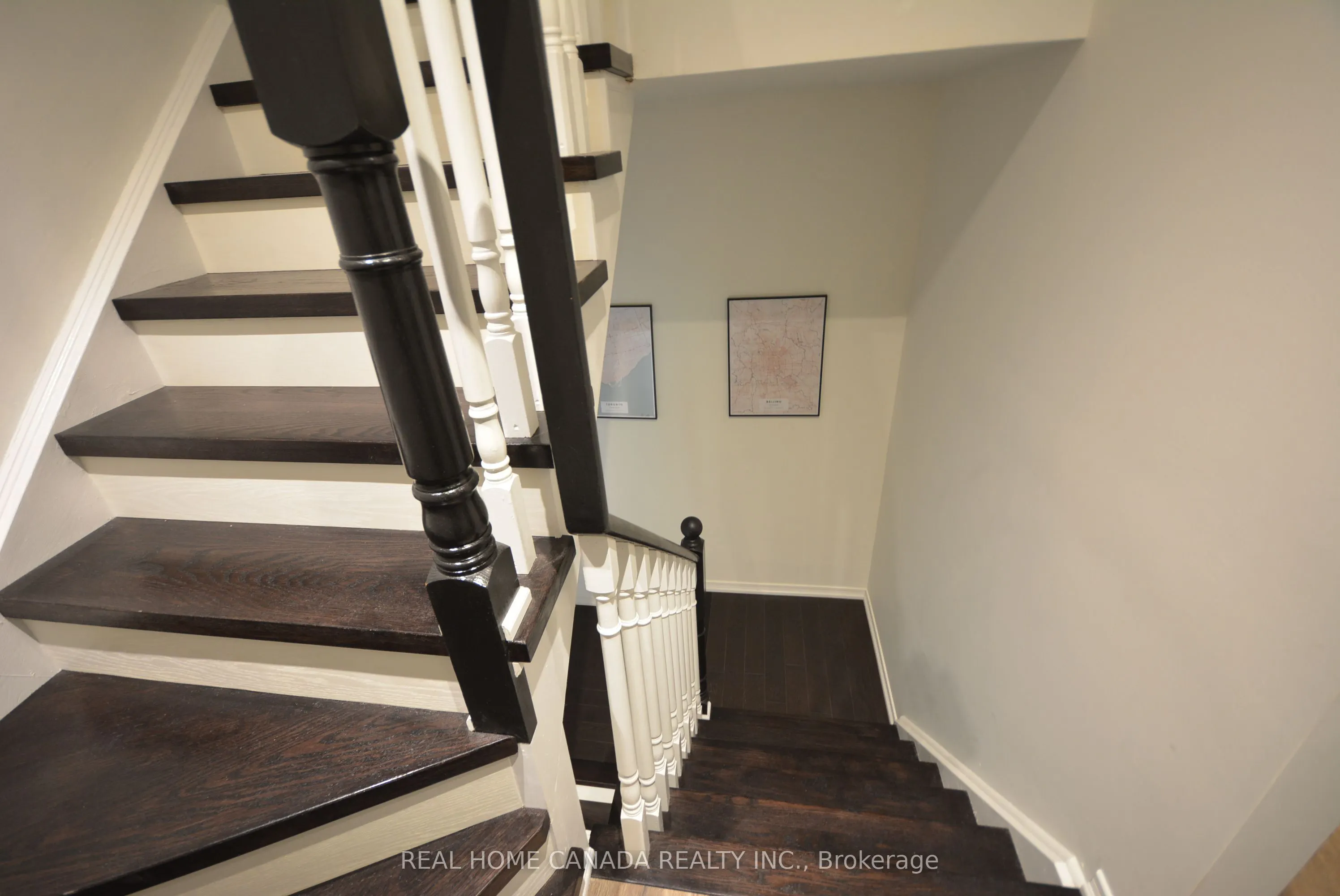 25 Coneflower Crescent, #Th 14