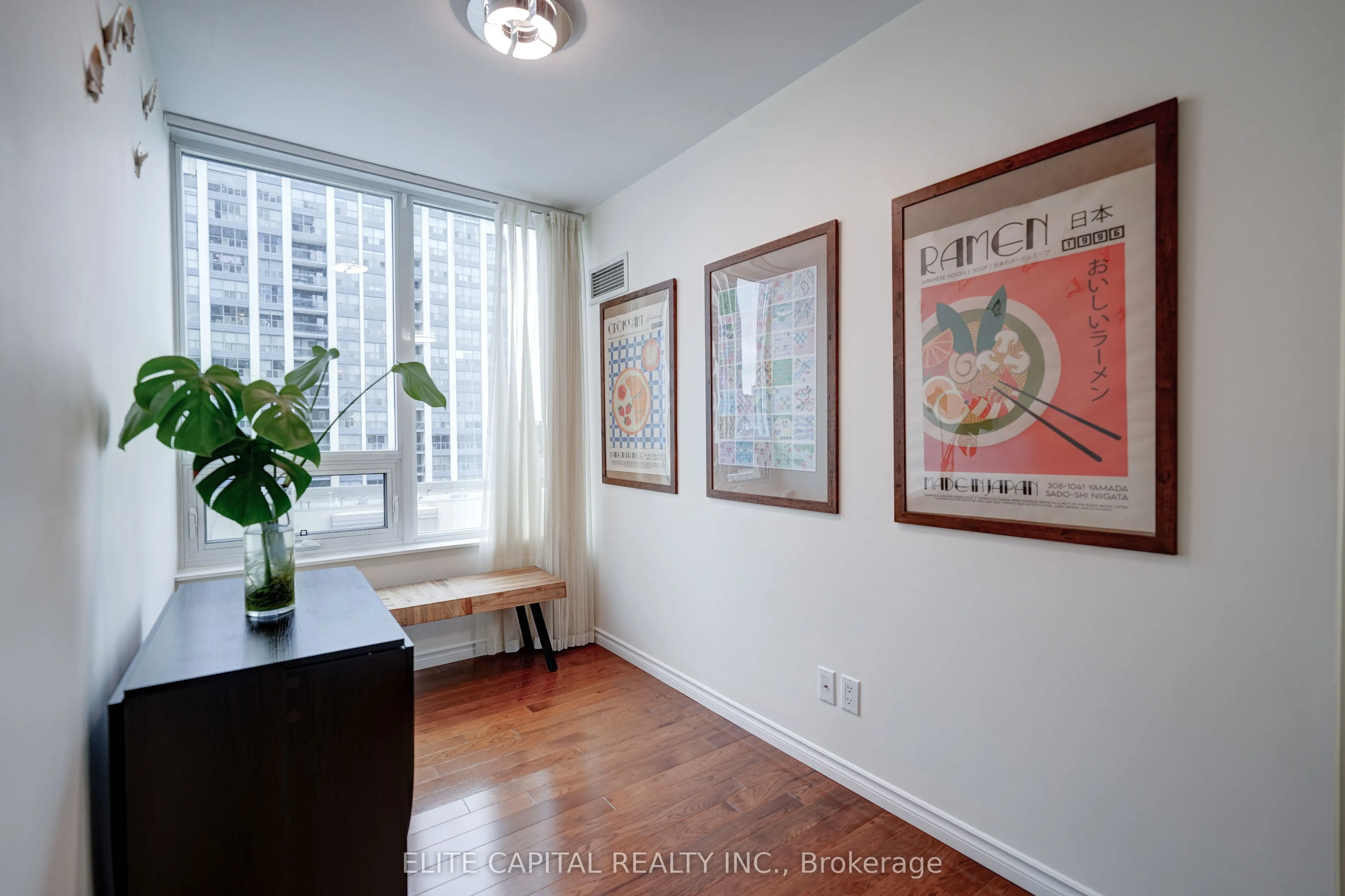 35 Hollywood Avenue, #619