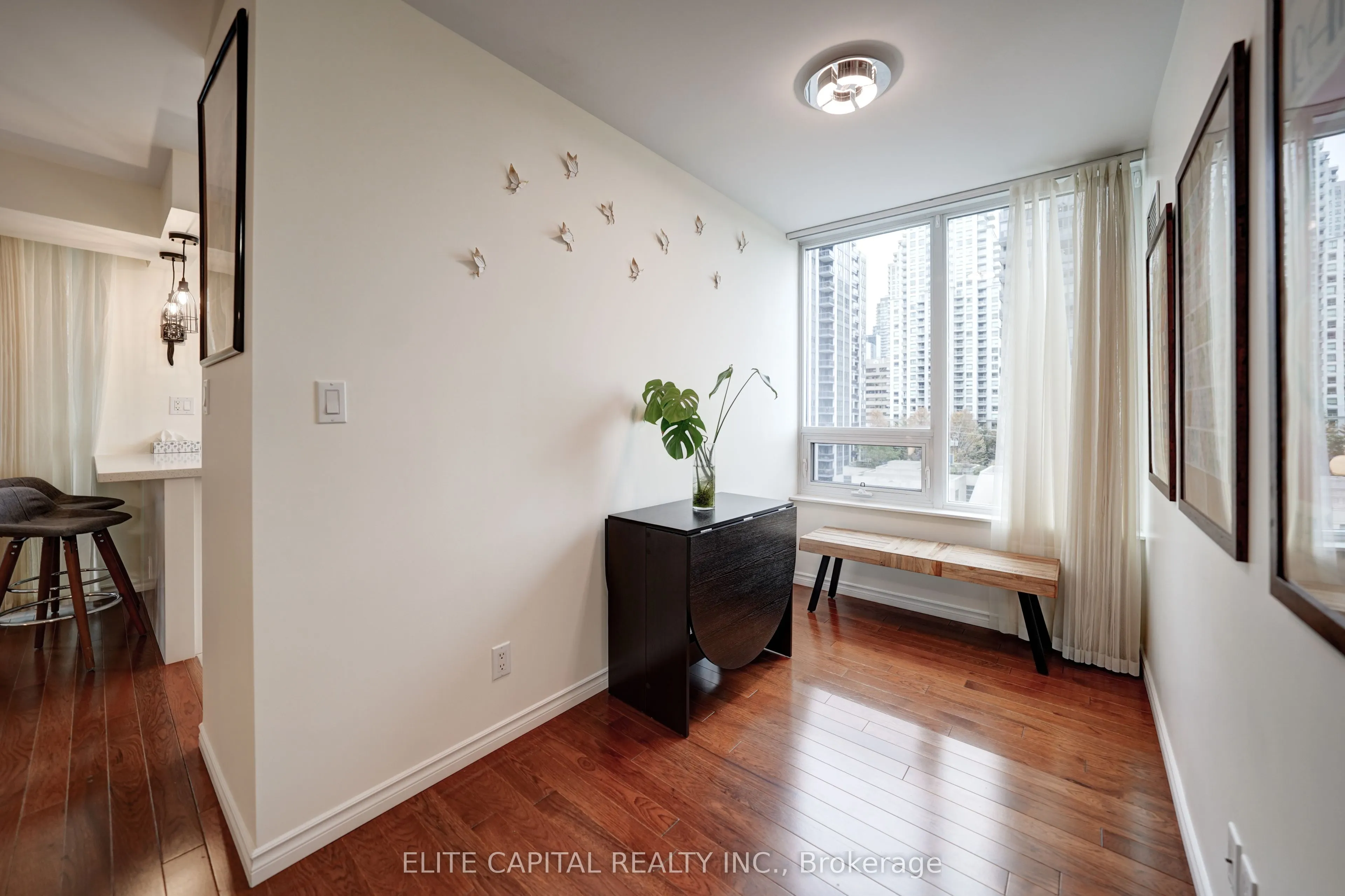 35 Hollywood Avenue, #619