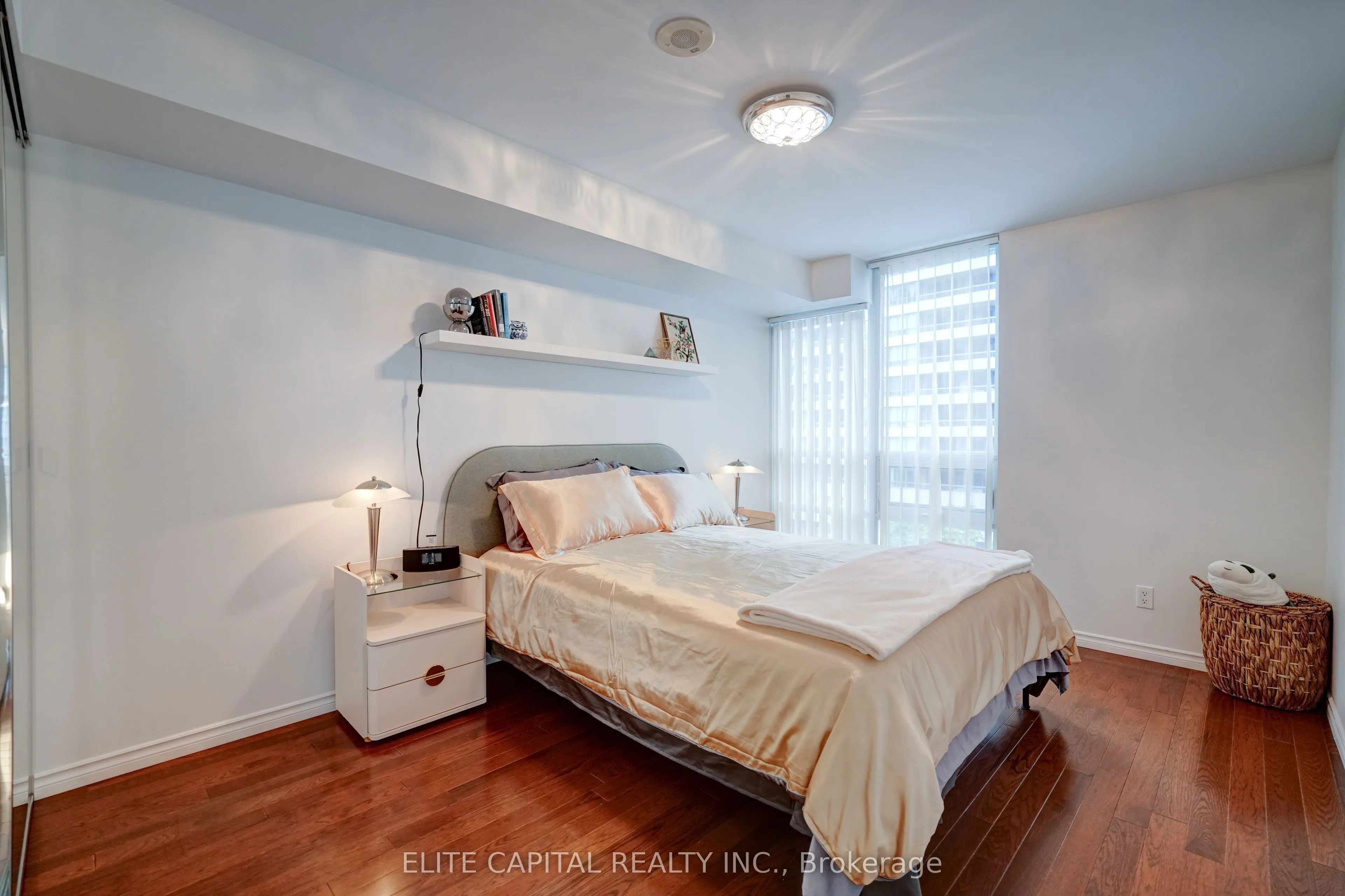 35 Hollywood Avenue, #619