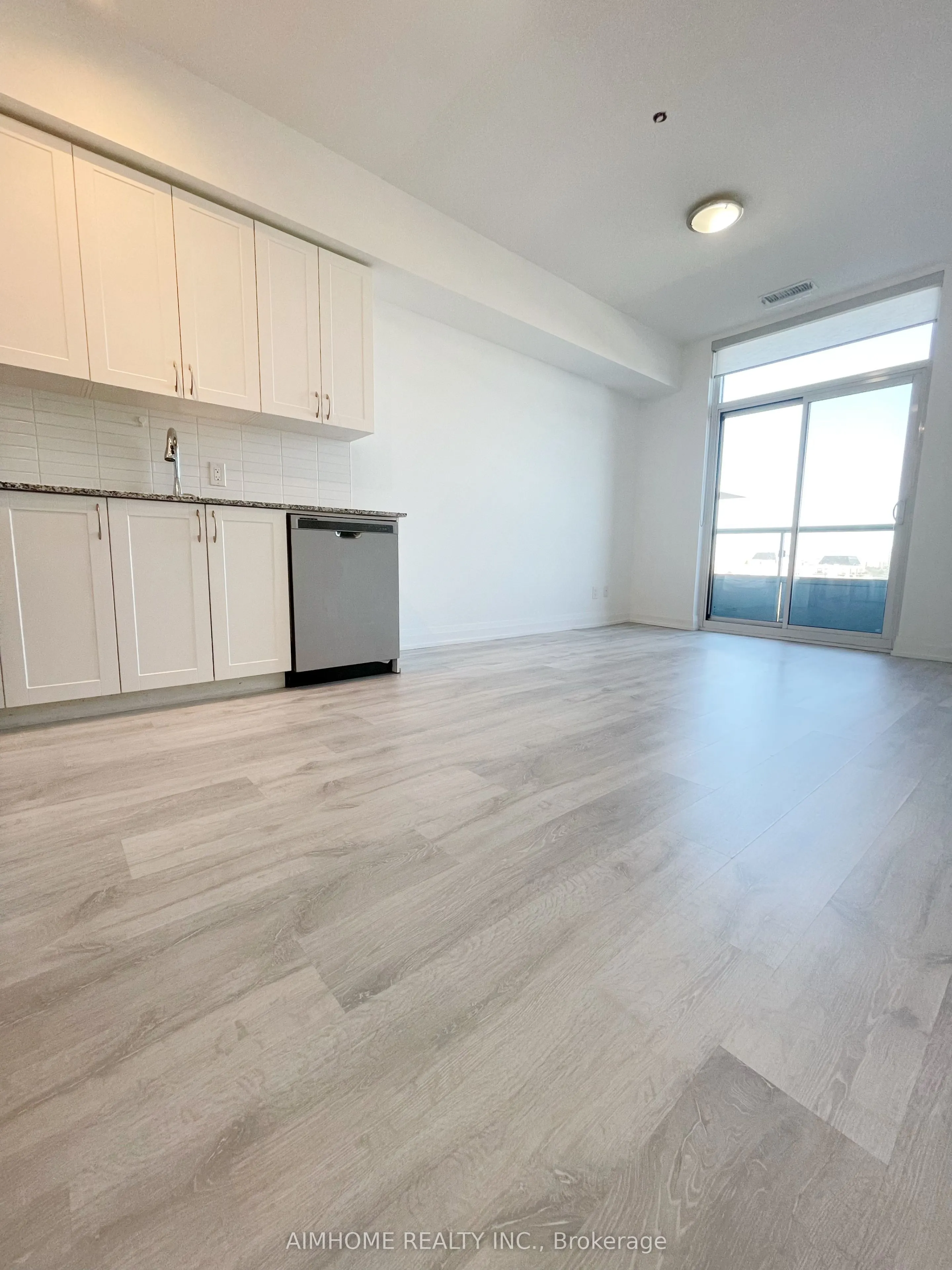 591 Sheppard Avenue E, #Ph26