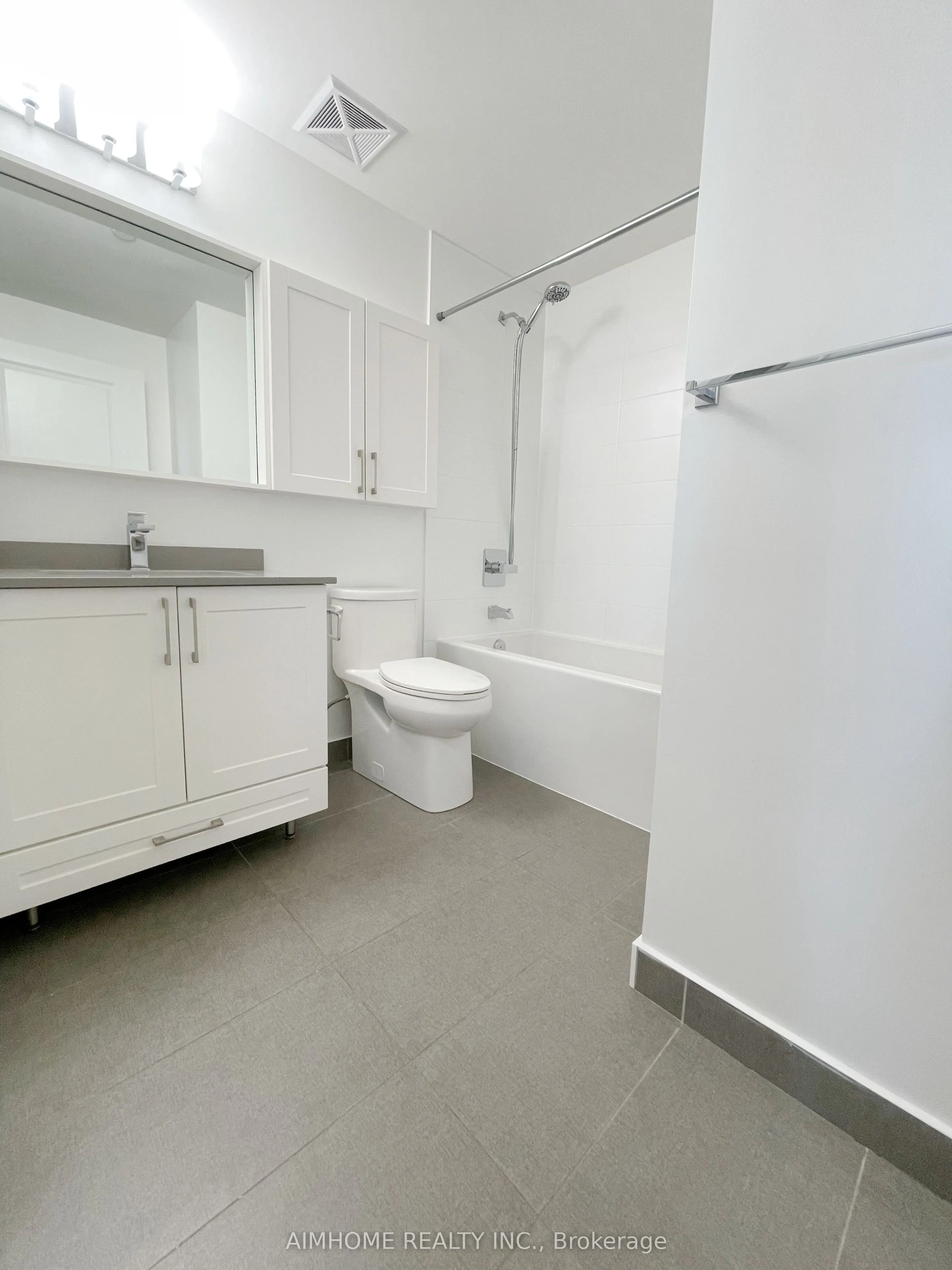 591 Sheppard Avenue E, #Ph26
