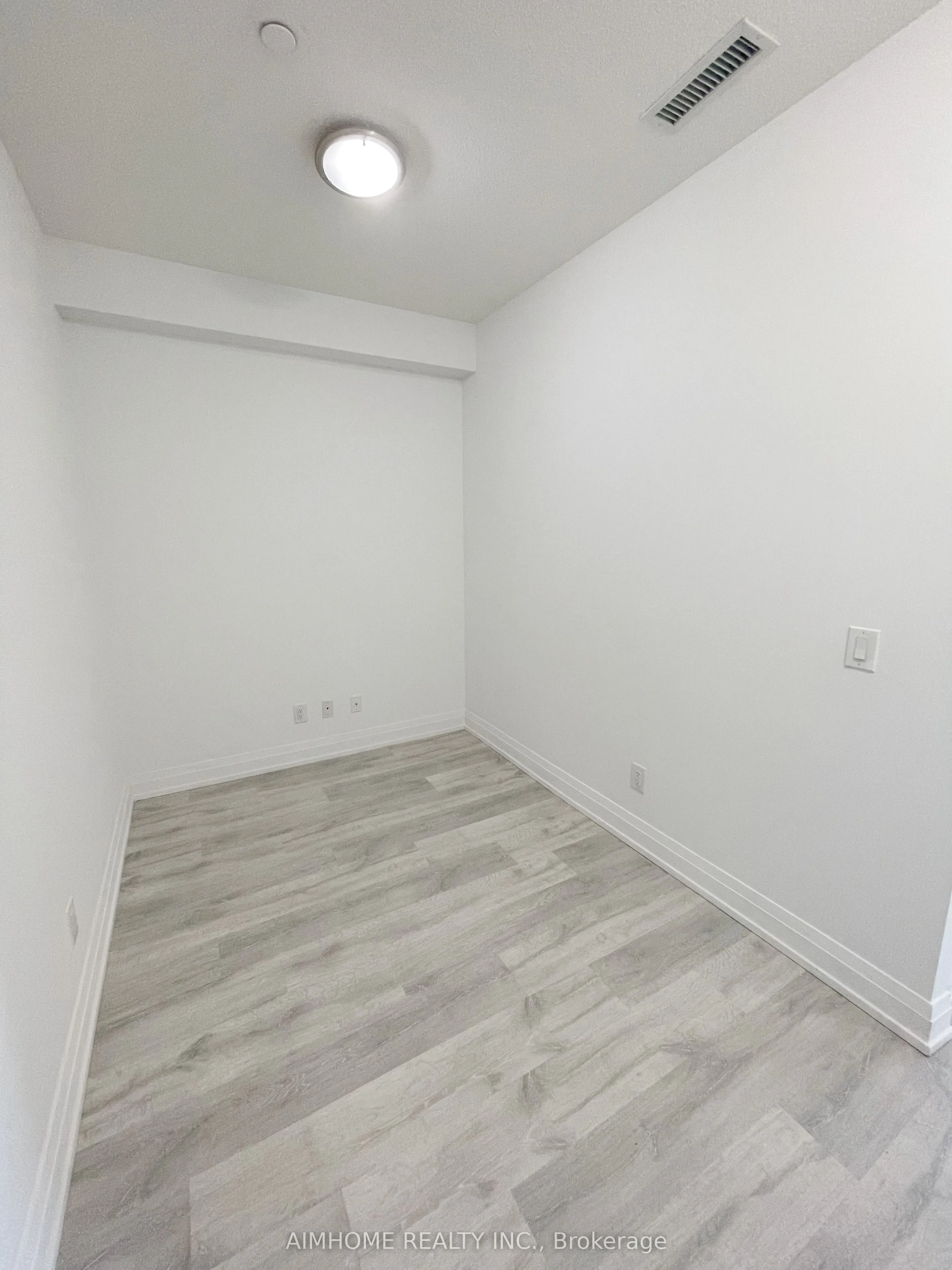 591 Sheppard Avenue E, #Ph26