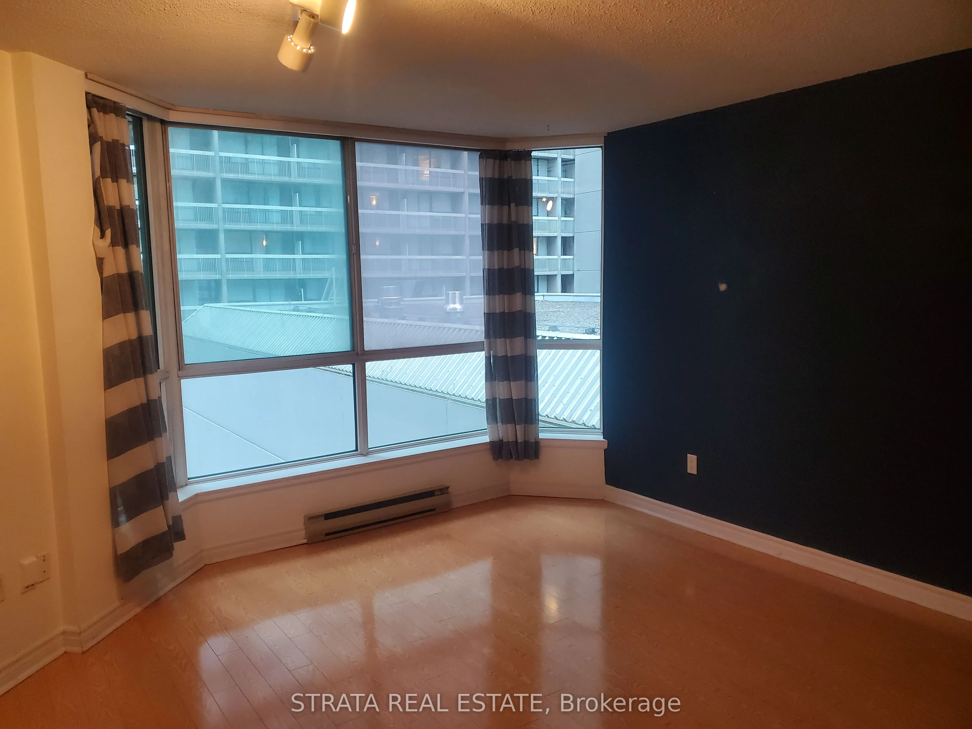 38 Elm Street, #405