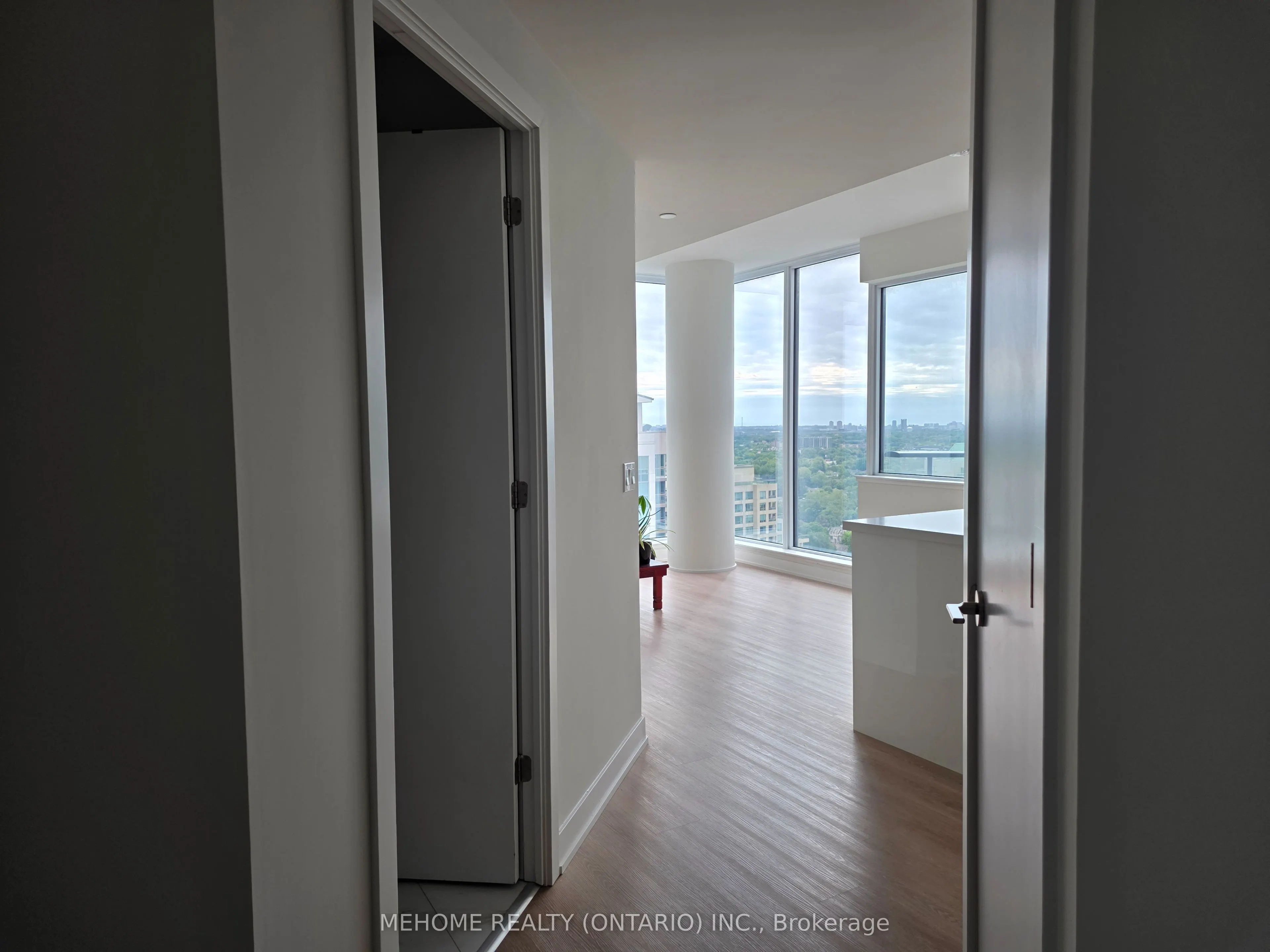15 Ellerslie Avenue, #2302