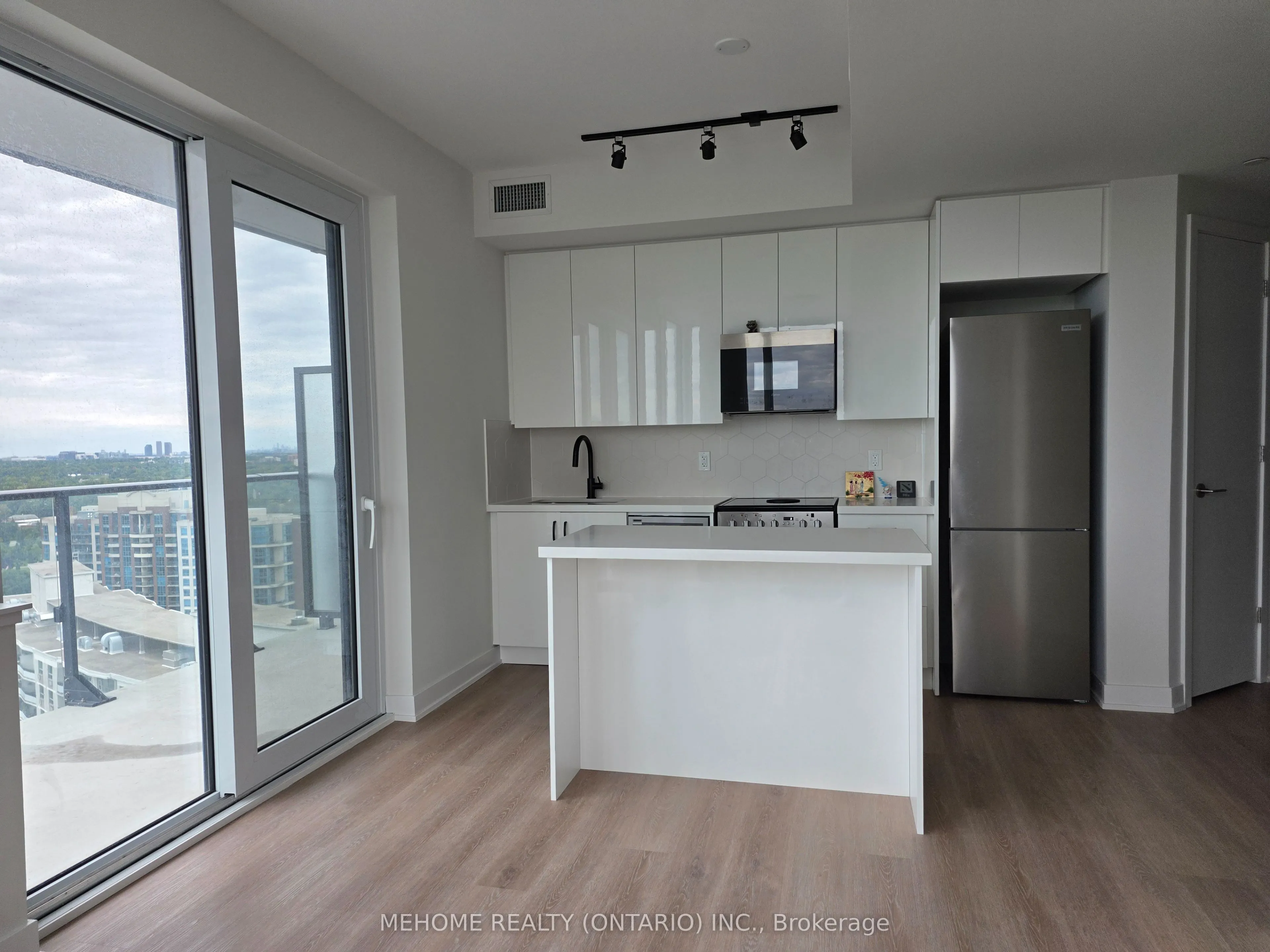 15 Ellerslie Avenue, #2302