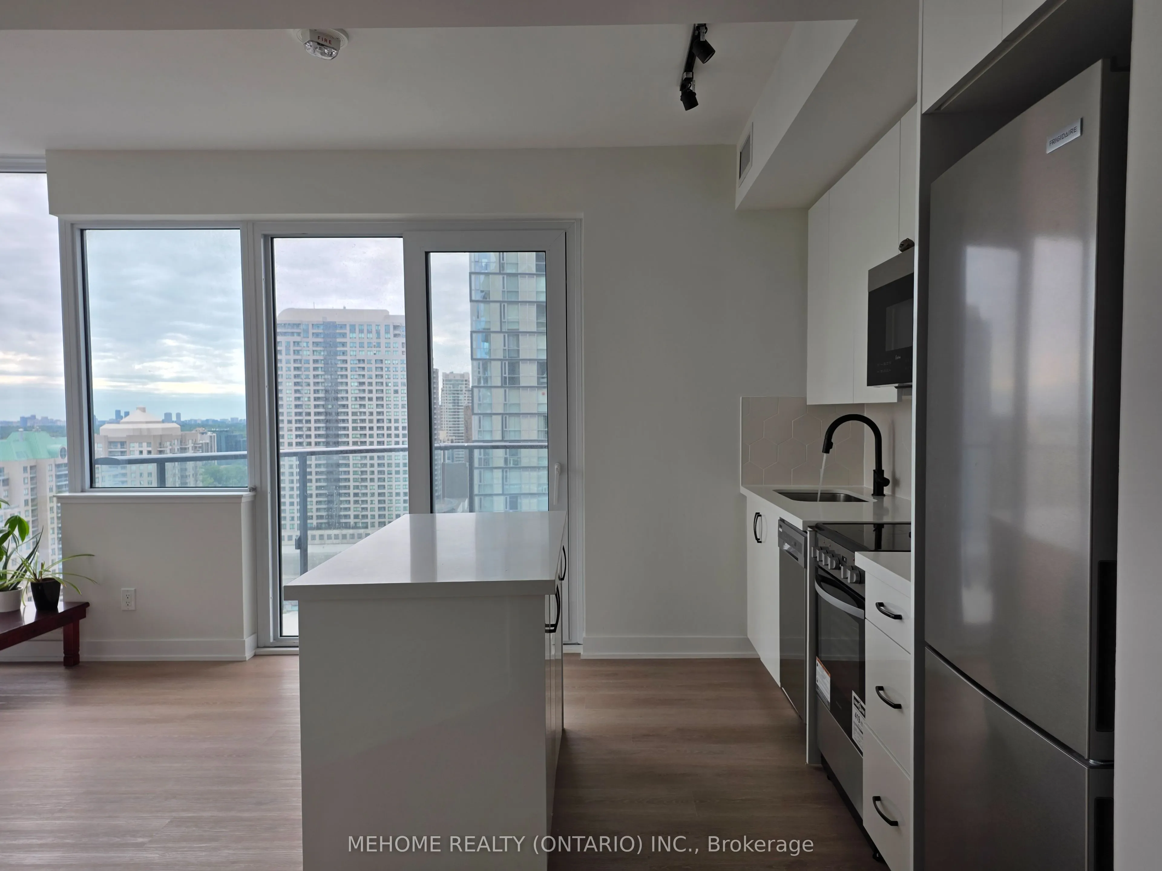 15 Ellerslie Avenue, #2302