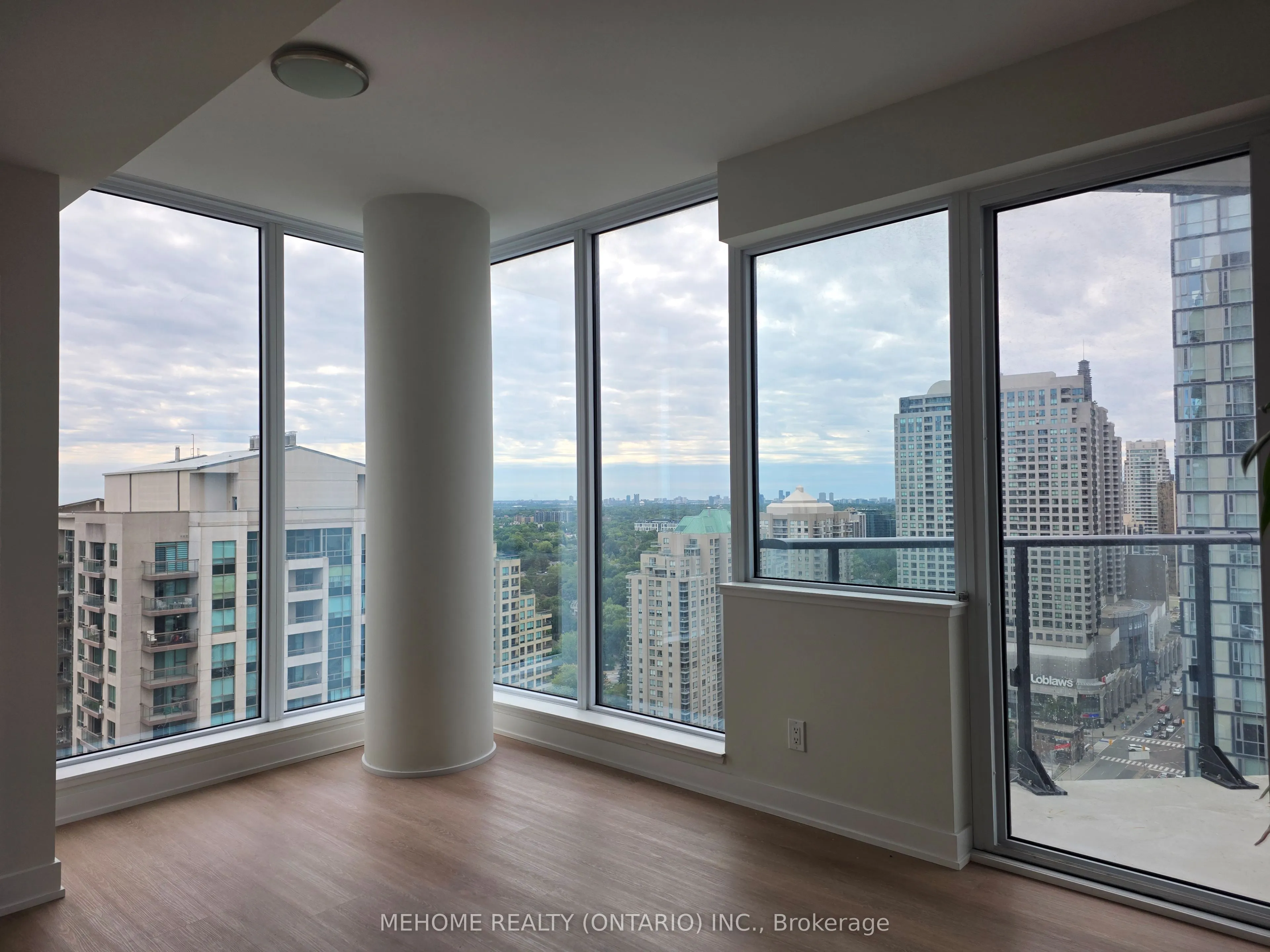 15 Ellerslie Avenue, #2302
