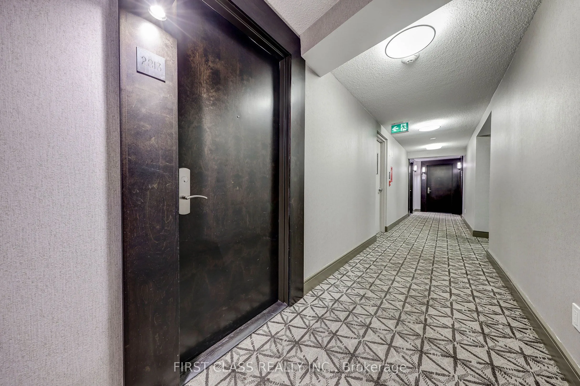 761 Bay Street, #2813