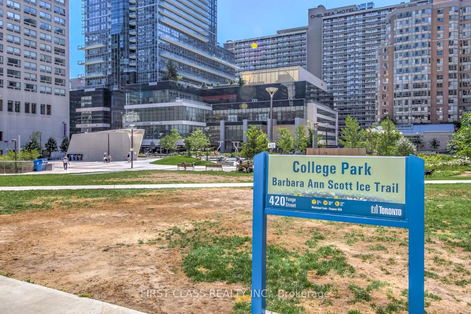 761 Bay Street, #2813