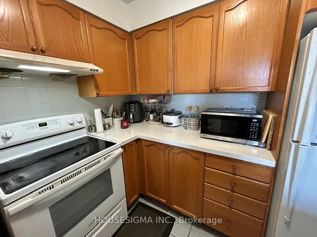 28 Empress Avenue, #709