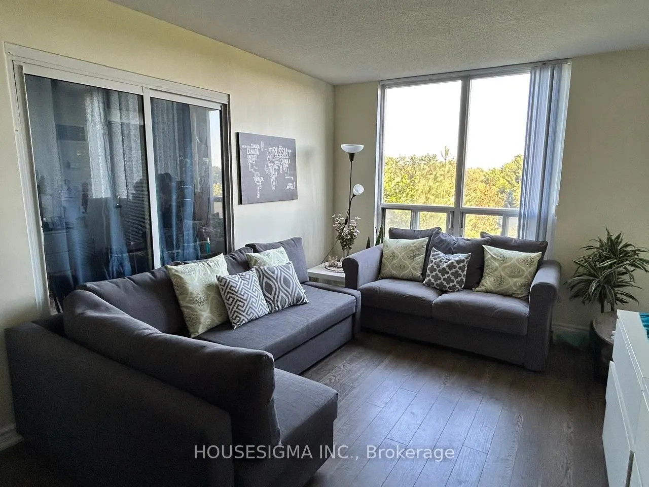 28 Empress Avenue, #709