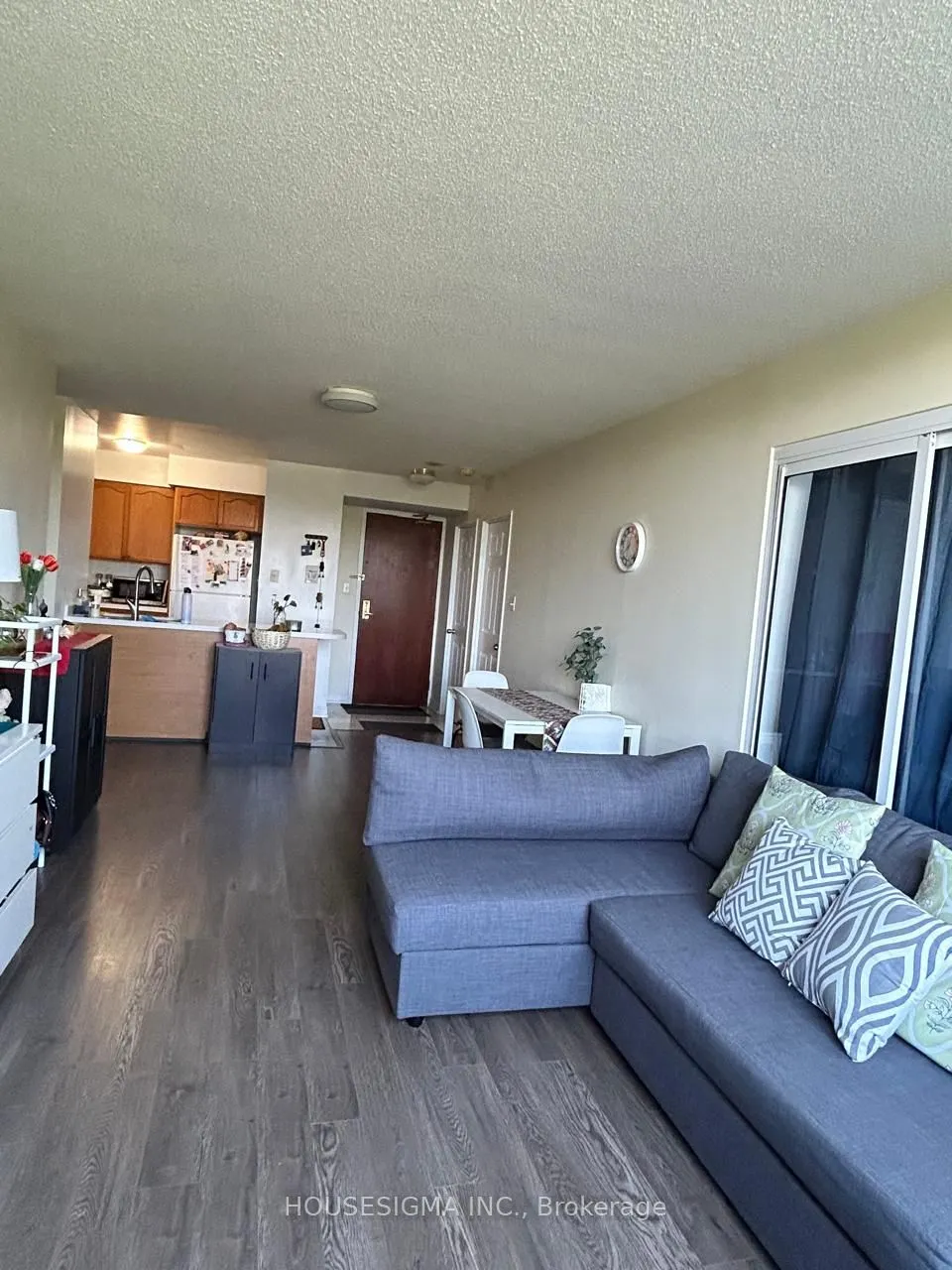 28 Empress Avenue, #709