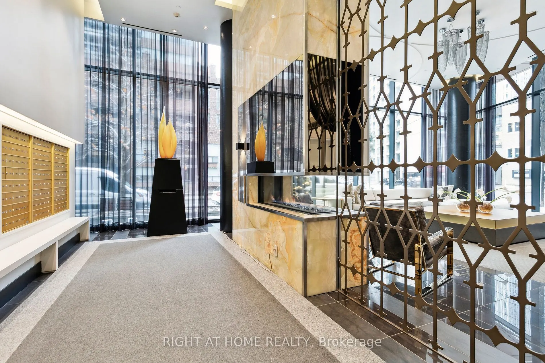 32 Davenport Road, #311