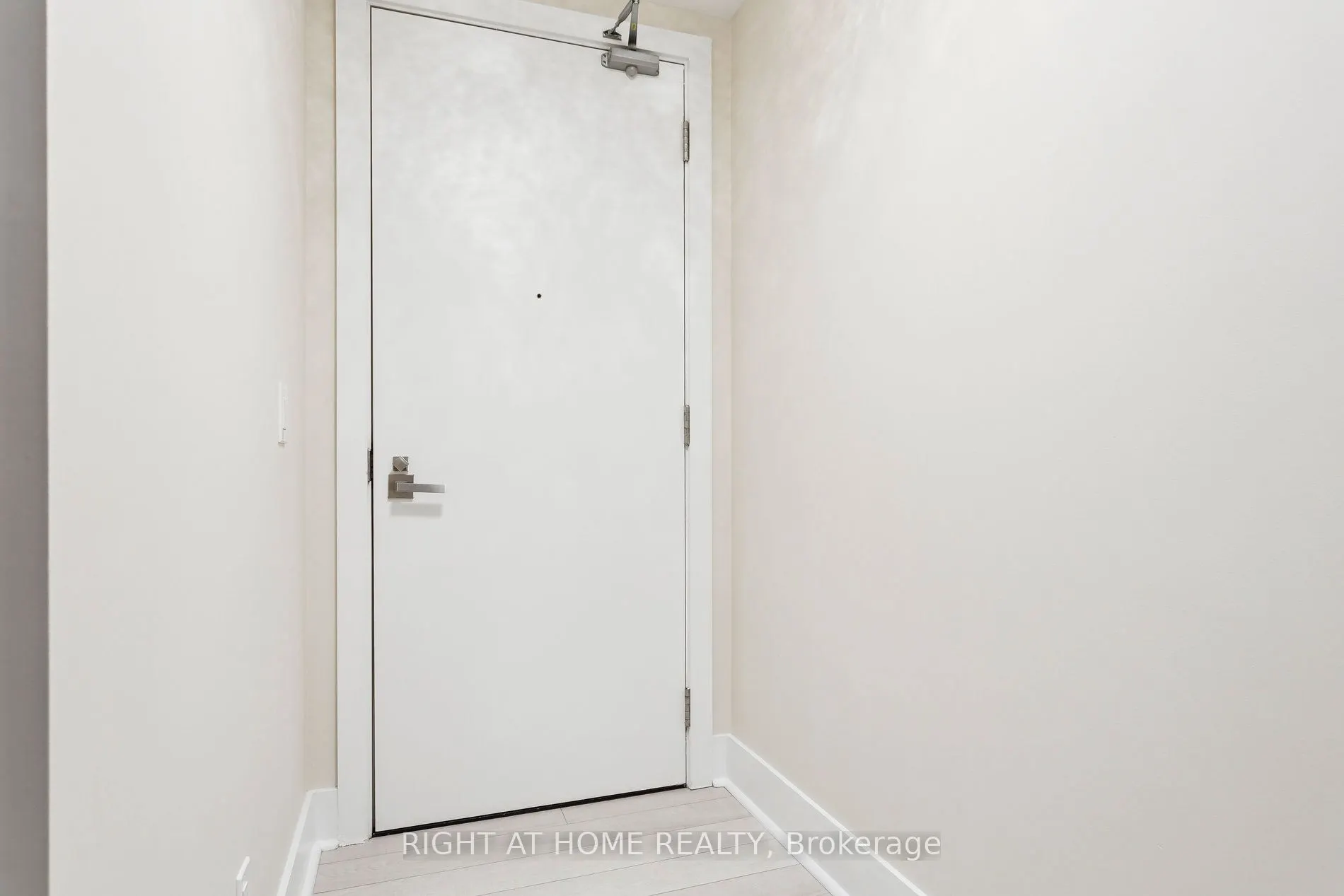 32 Davenport Road, #311