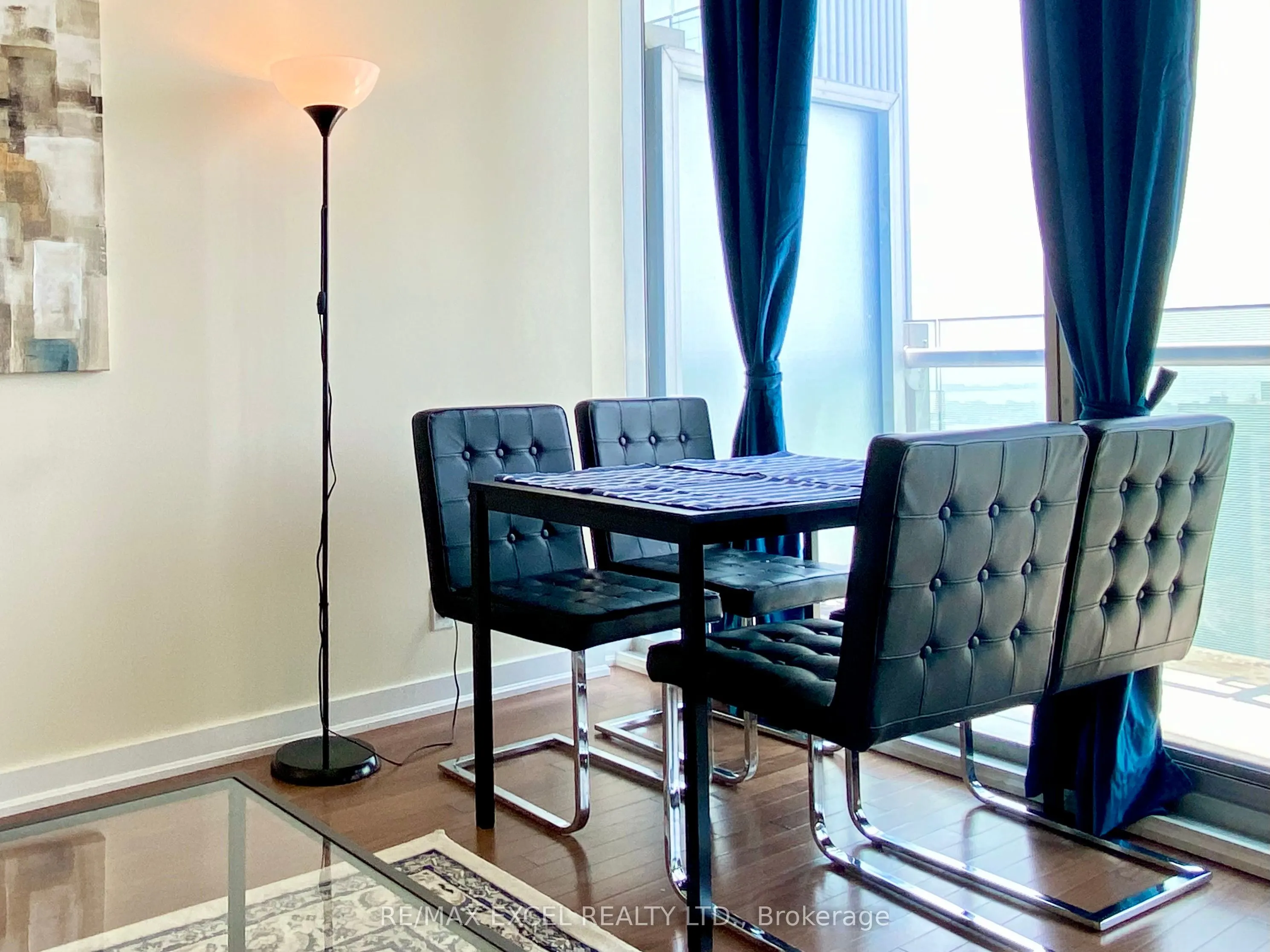 14 York Street, #3704