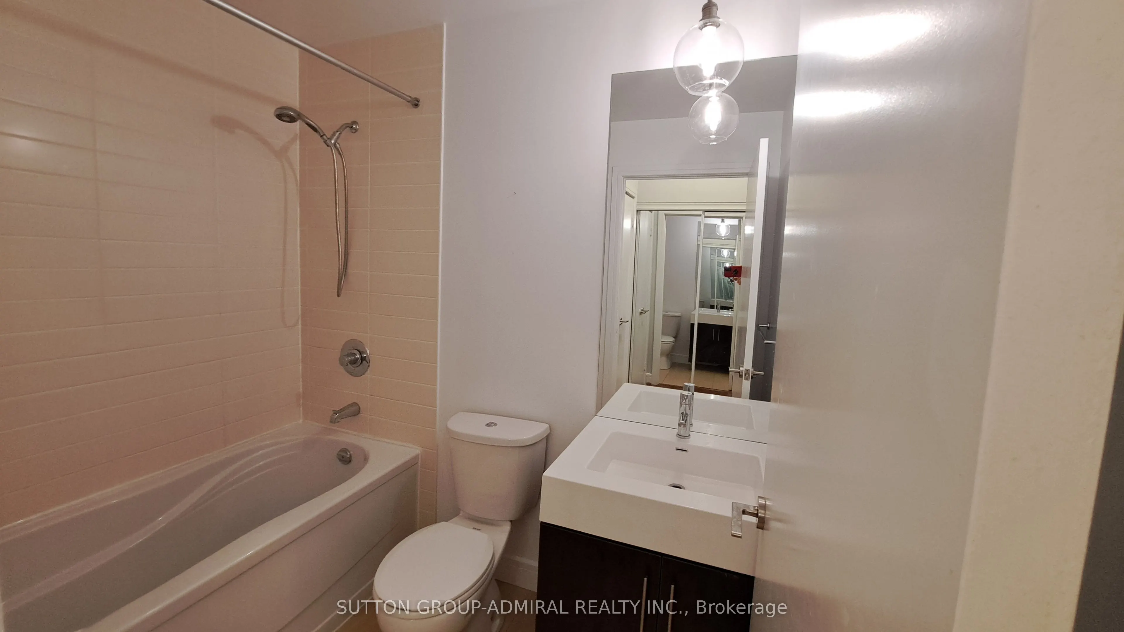 112 George Street, #624