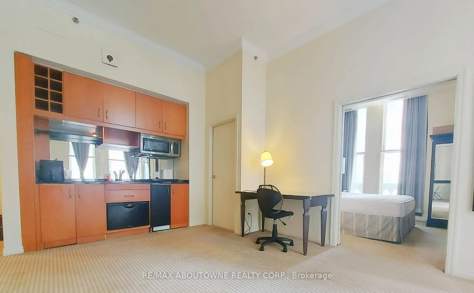 1 King Street W, #507