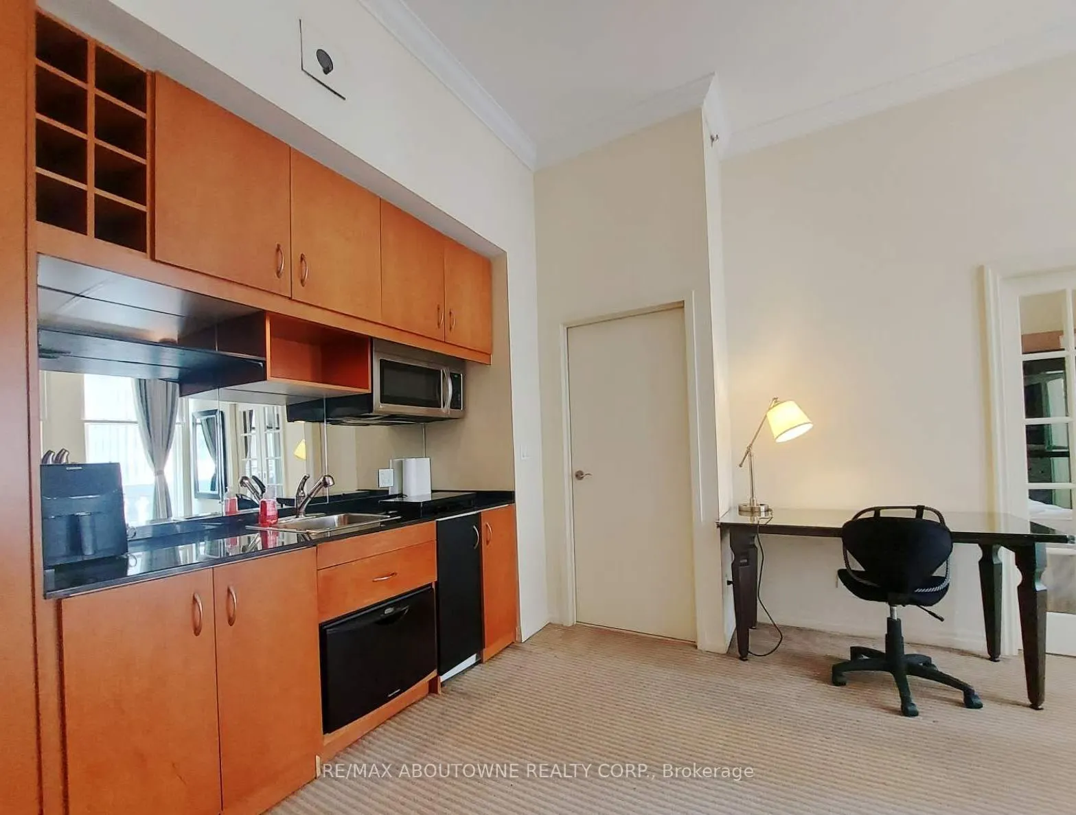 1 King Street W, #507