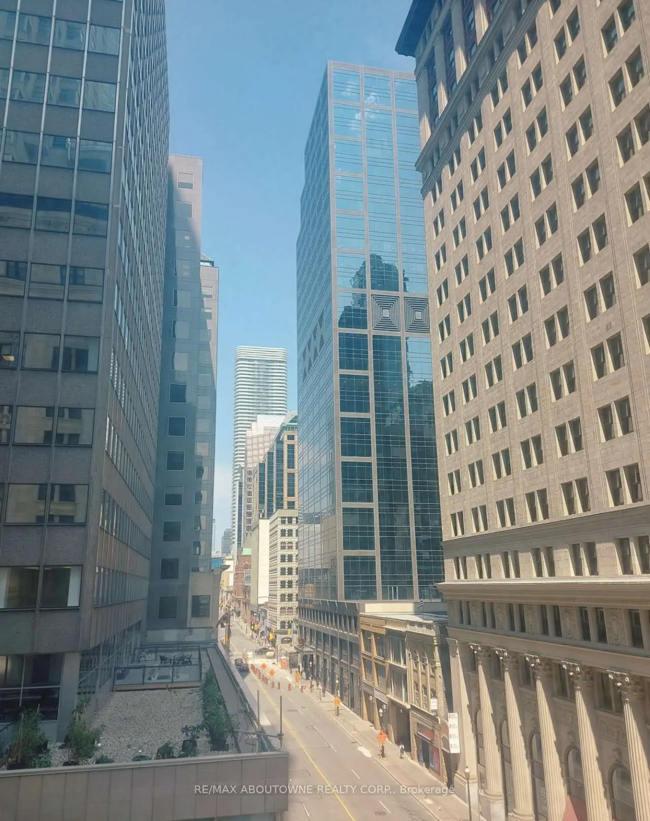 1 King Street W, #507