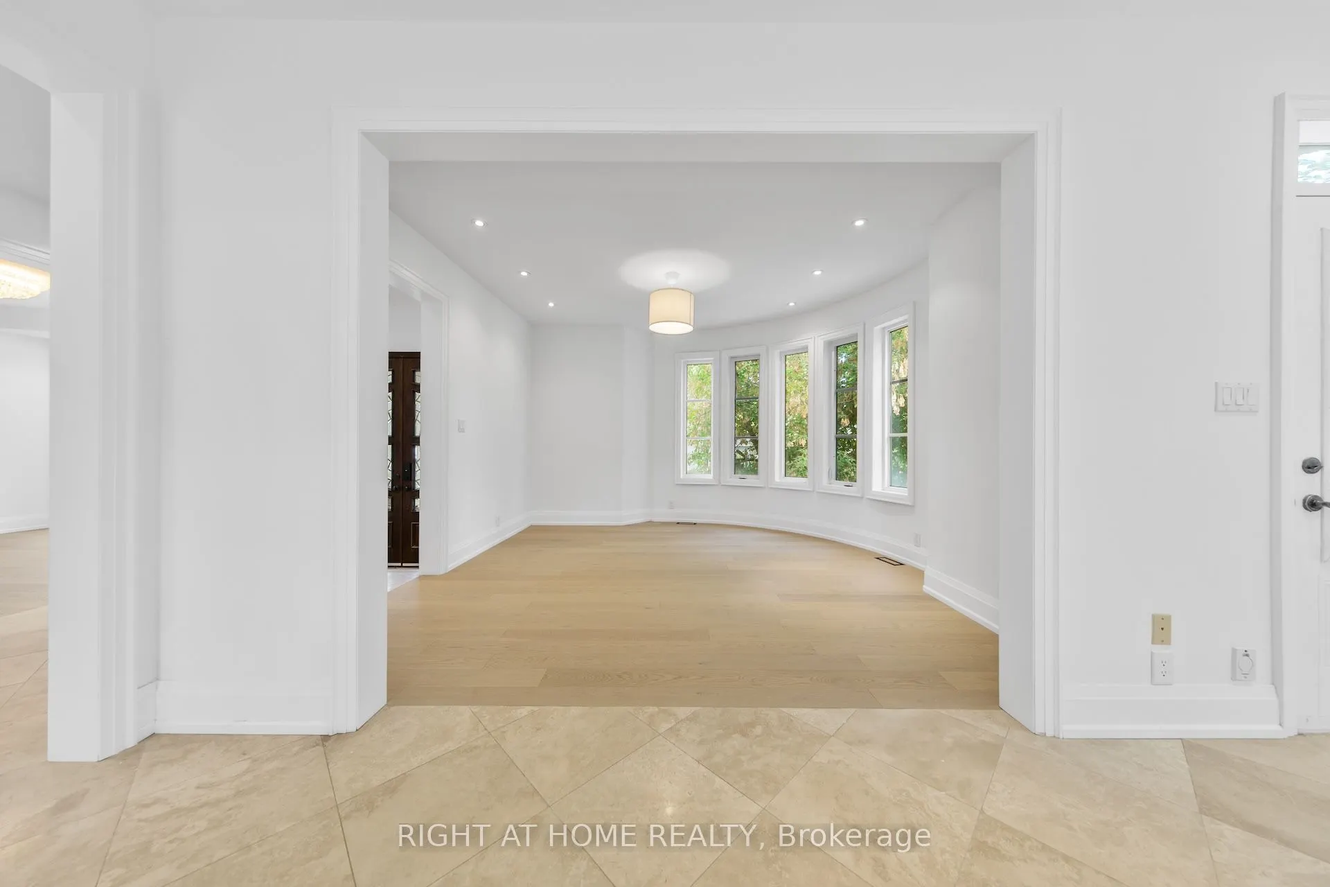 125 Kingsdale Avenue