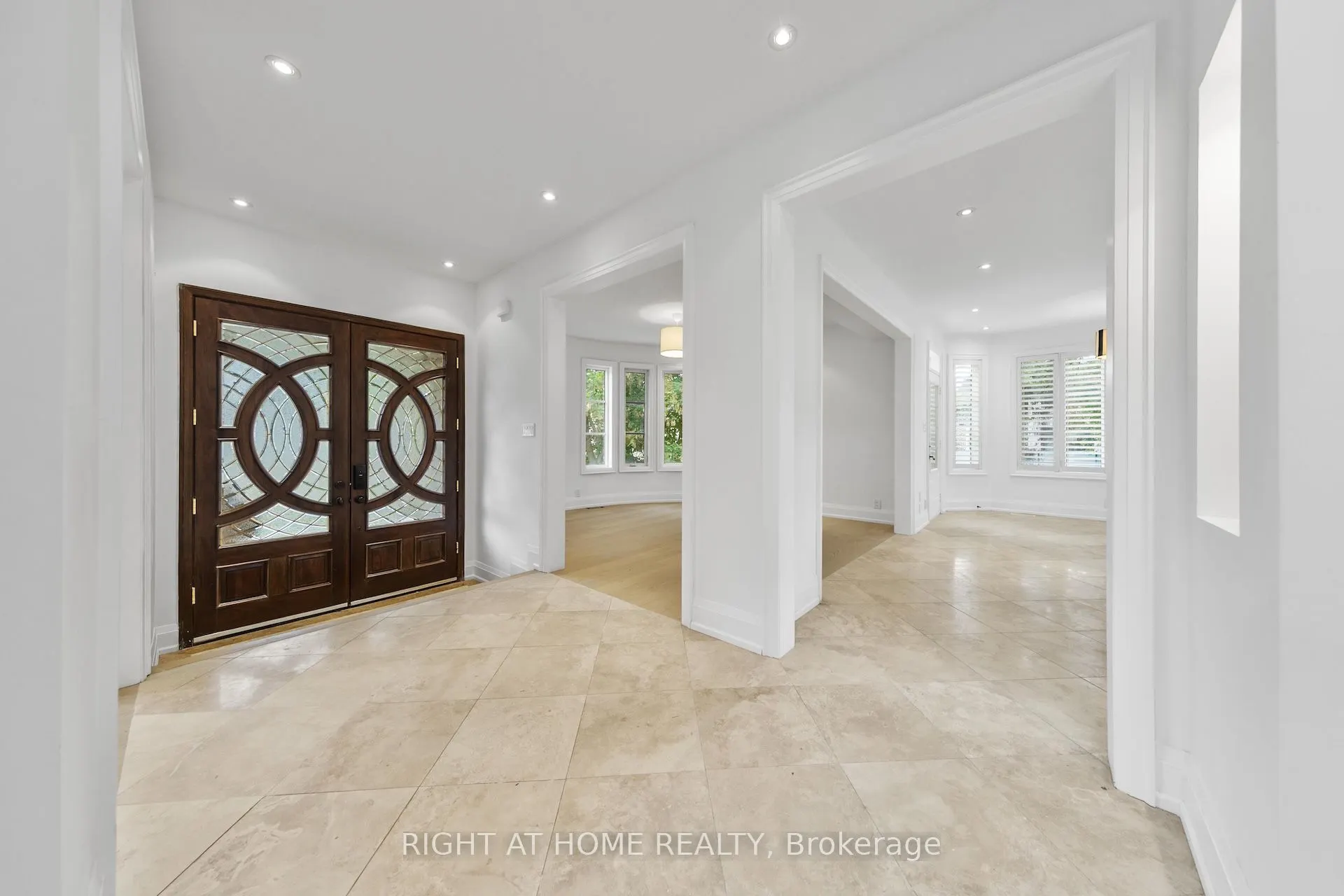 125 Kingsdale Avenue
