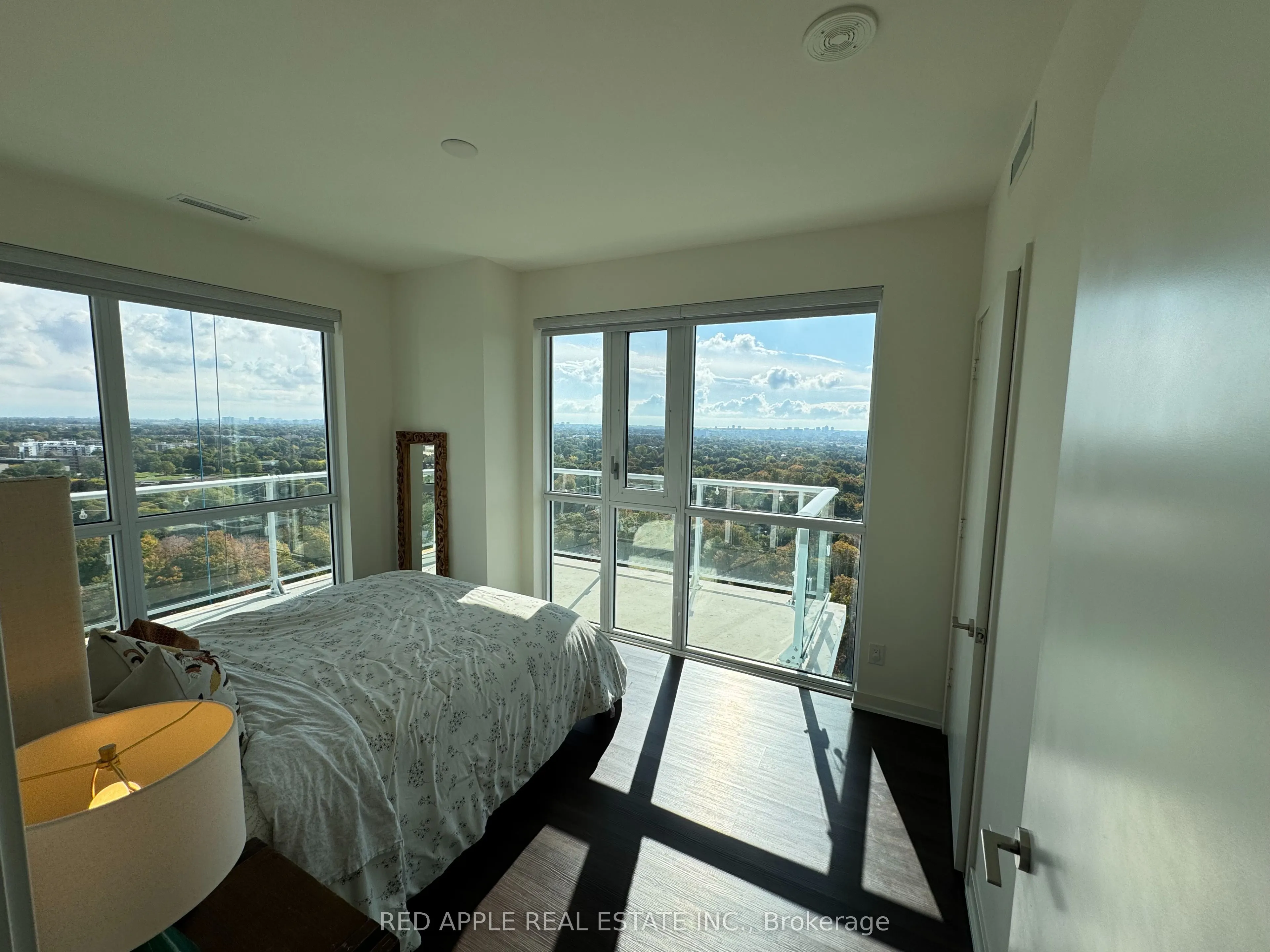 10 Deerlick Court, #2209
