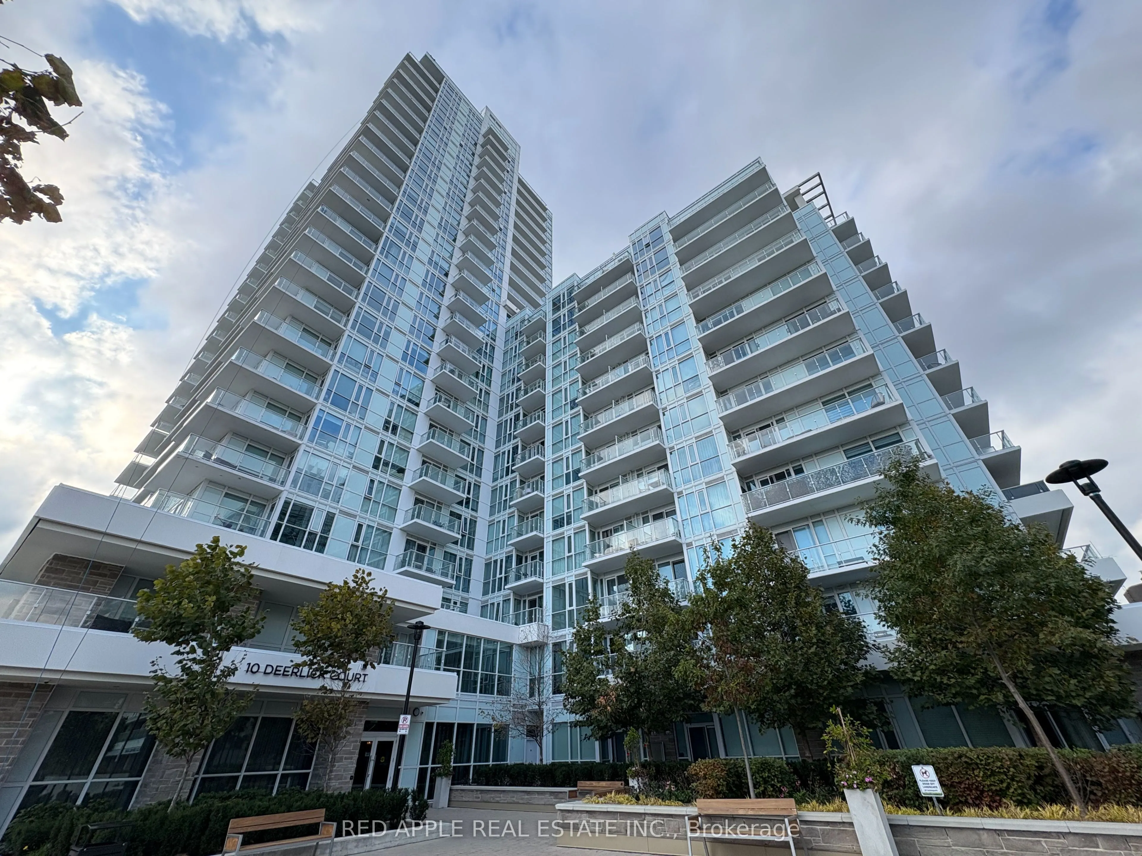 10 Deerlick Court, #2209