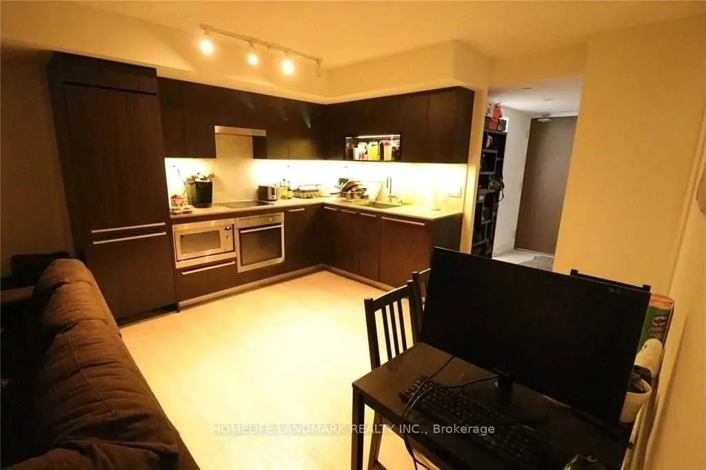 80 Queens Wharf Road, #2011