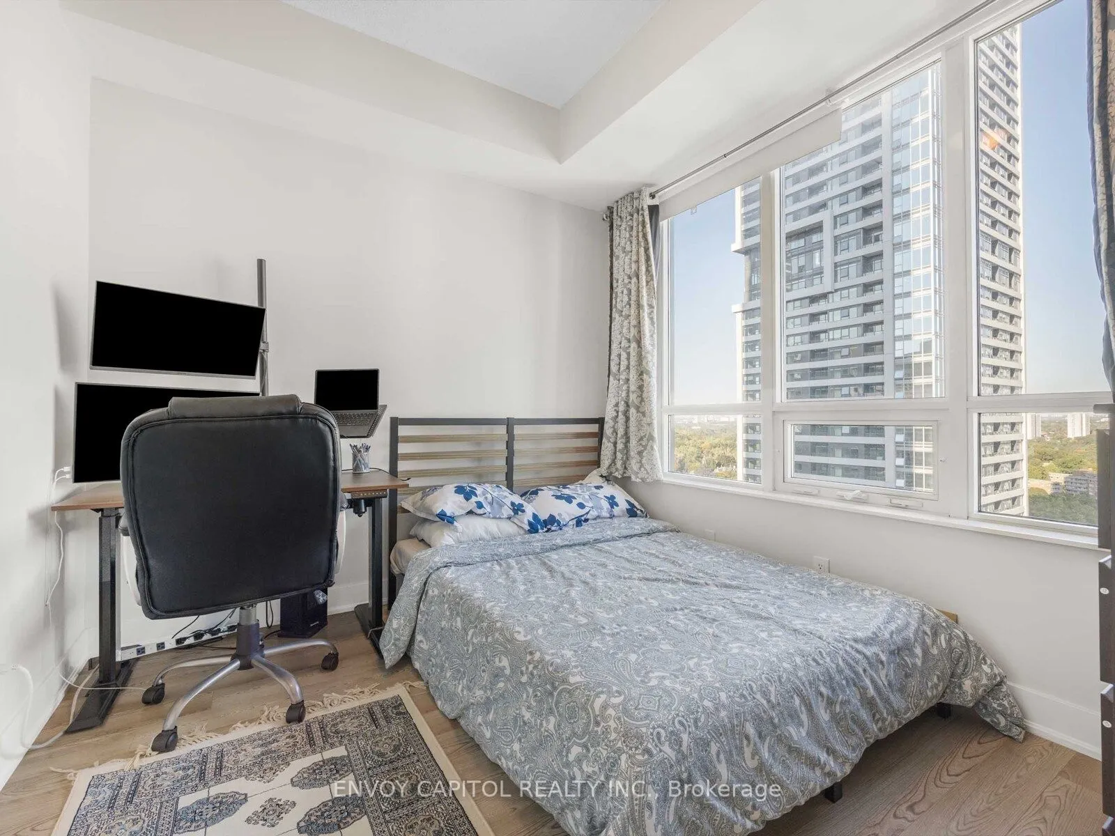 28 Linden Street, #1702