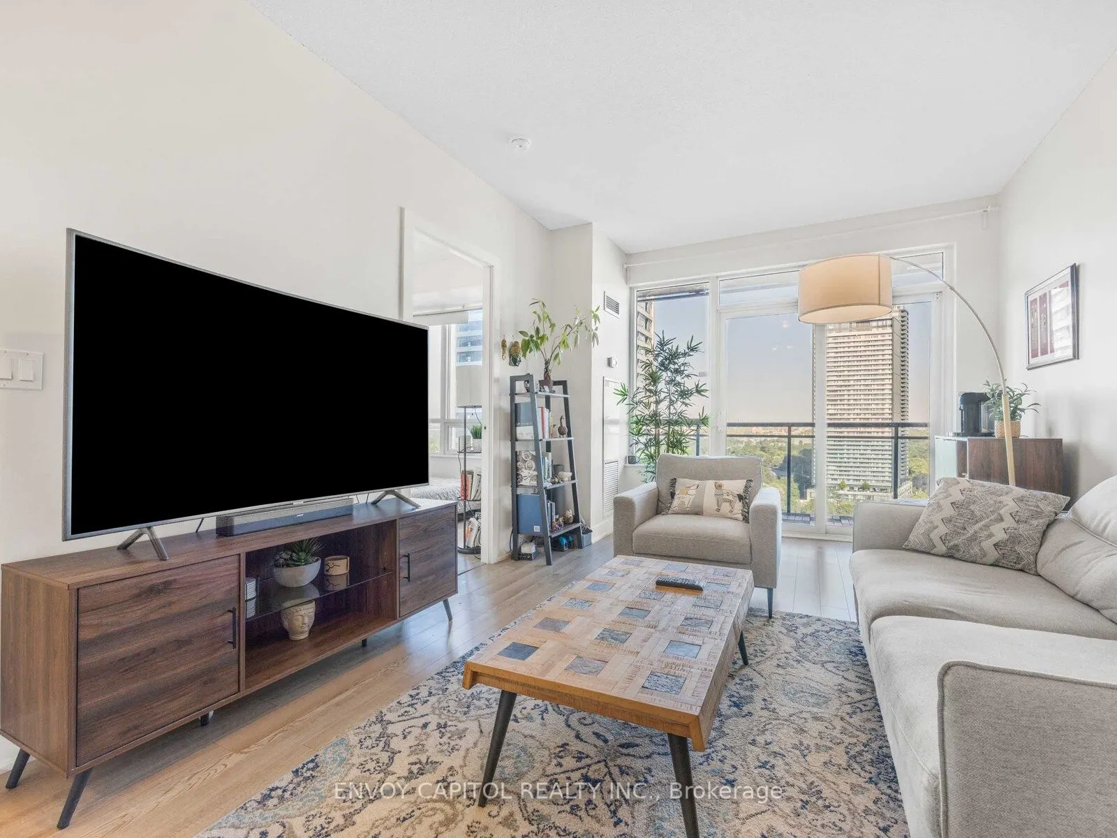 28 Linden Street, #1702