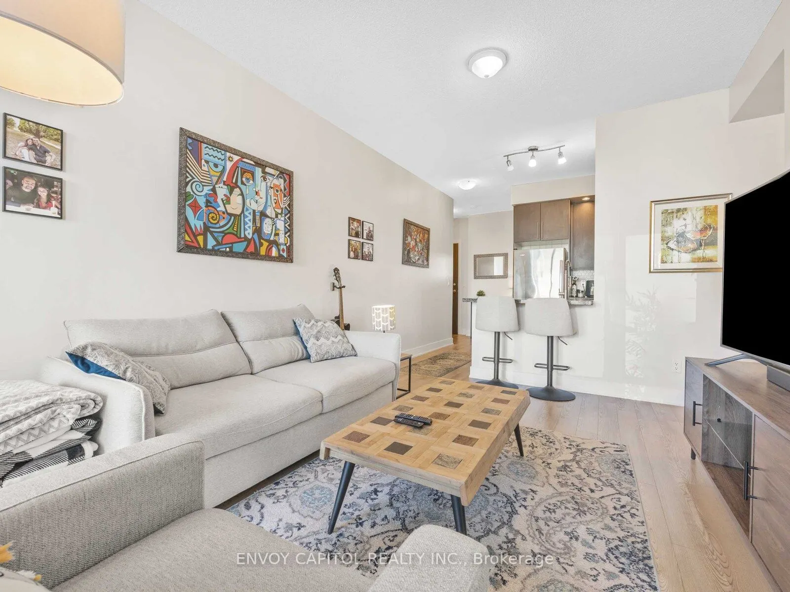 28 Linden Street, #1702