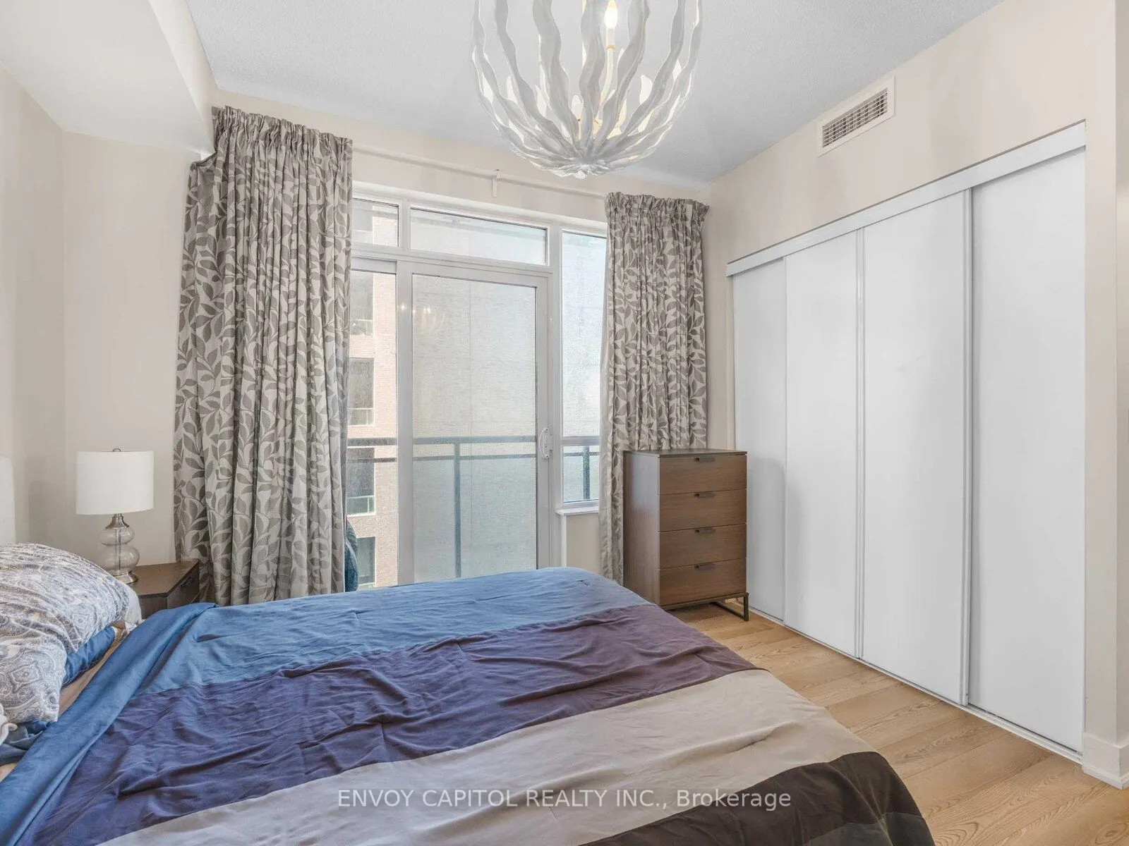 28 Linden Street, #1702