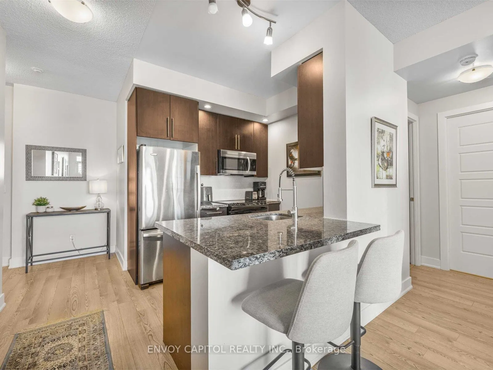 28 Linden Street, #1702
