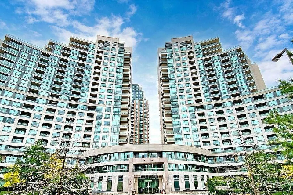 509 Beecroft Road N, #1705