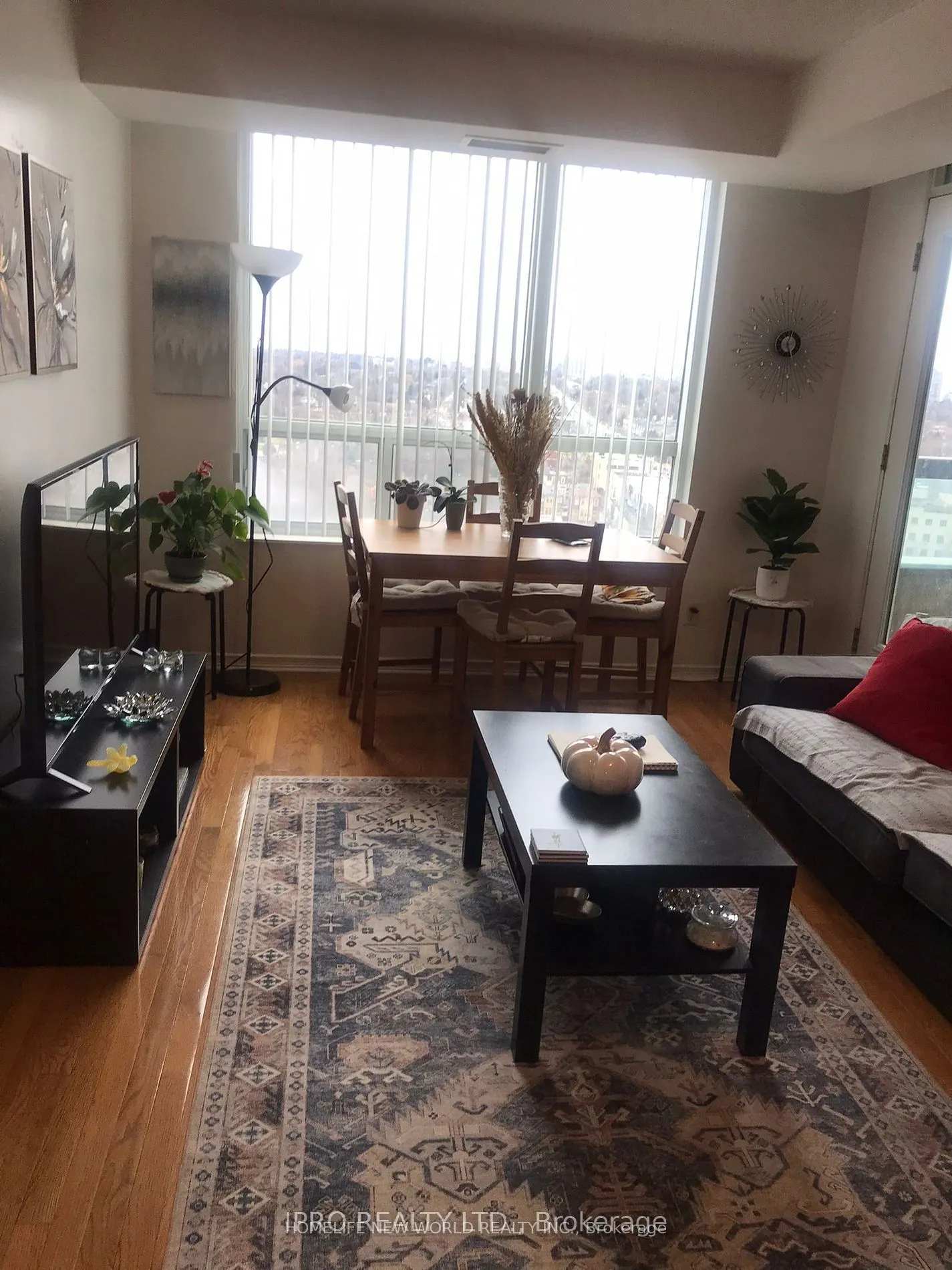 509 Beecroft Road N, #1705
