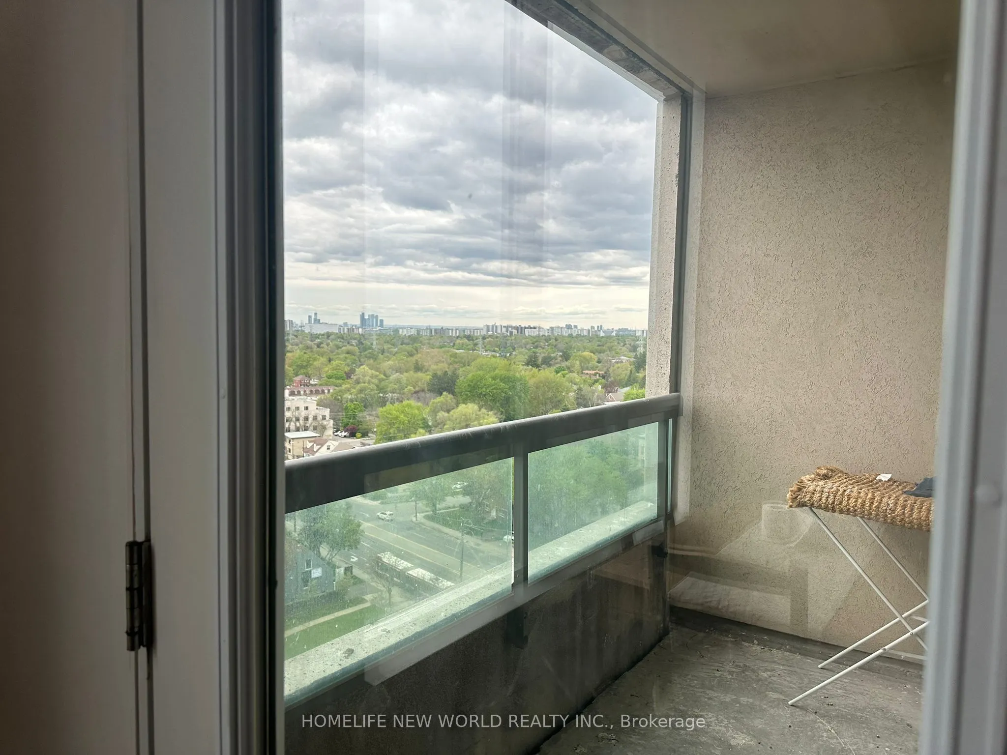 509 Beecroft Road N, #1705