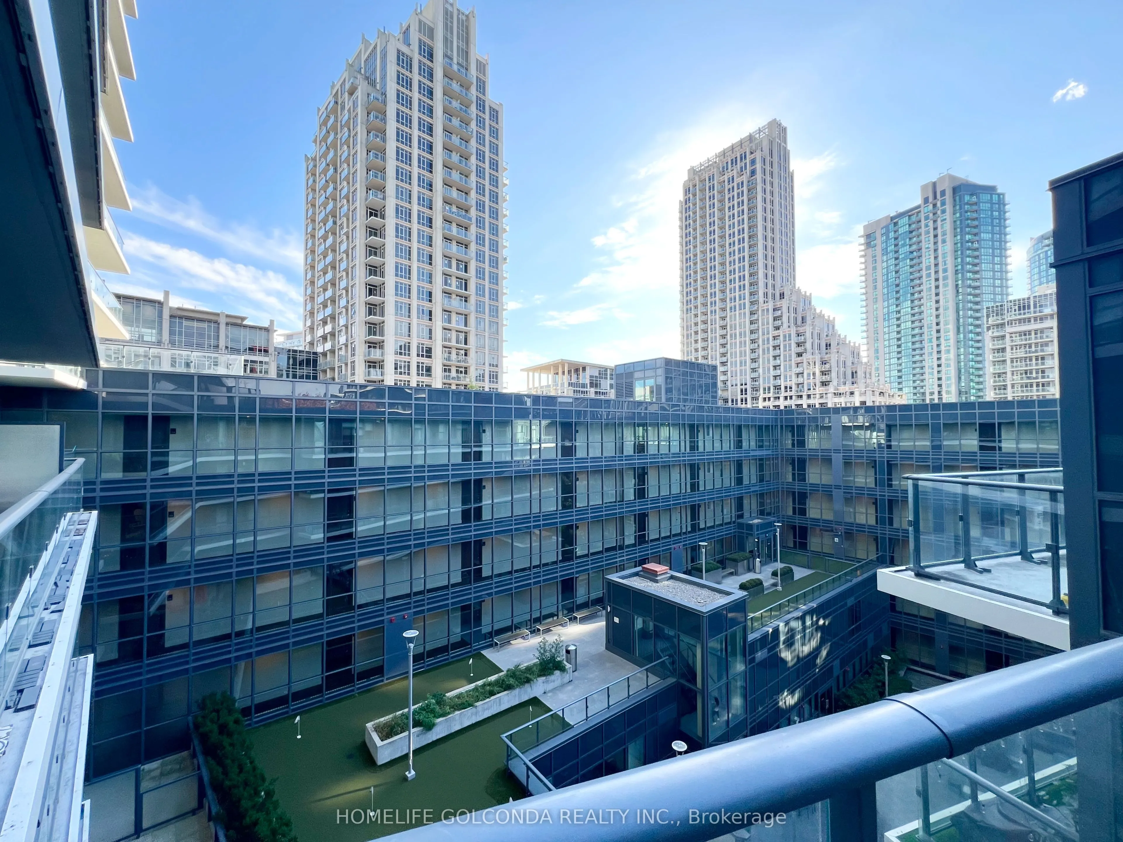 38 Iannuzzi Street, #703