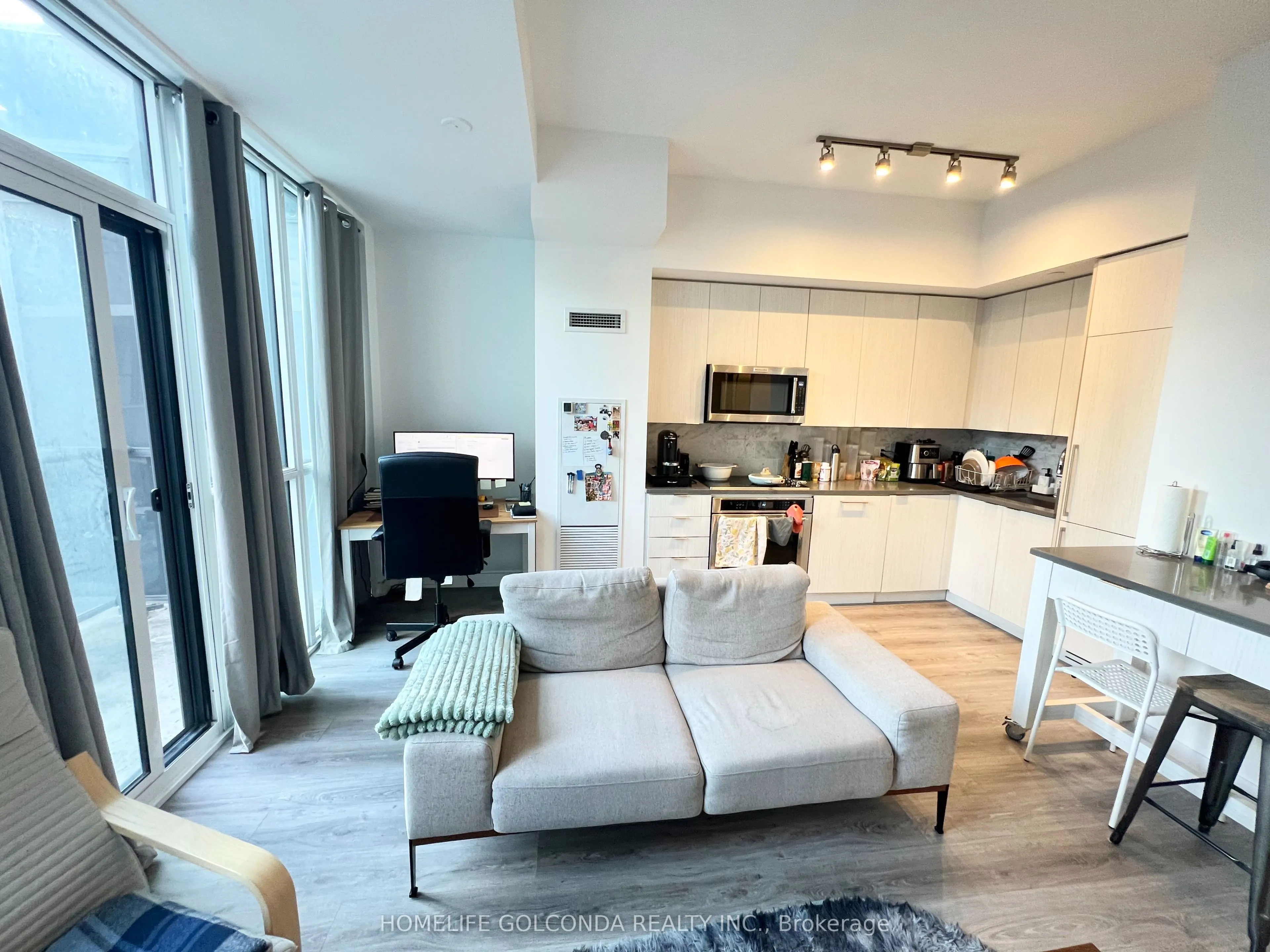 38 Iannuzzi Street, #703