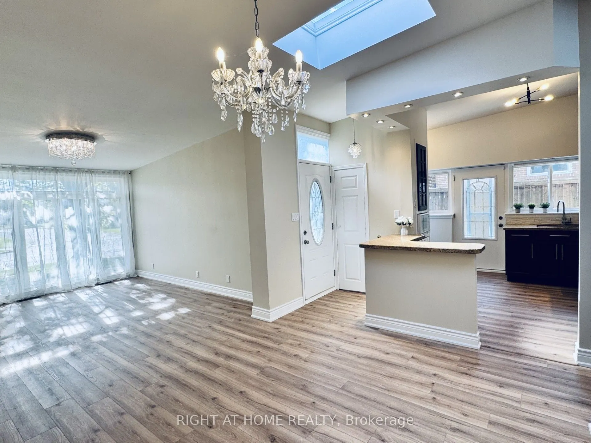 69 Roywood Drive, #Upper