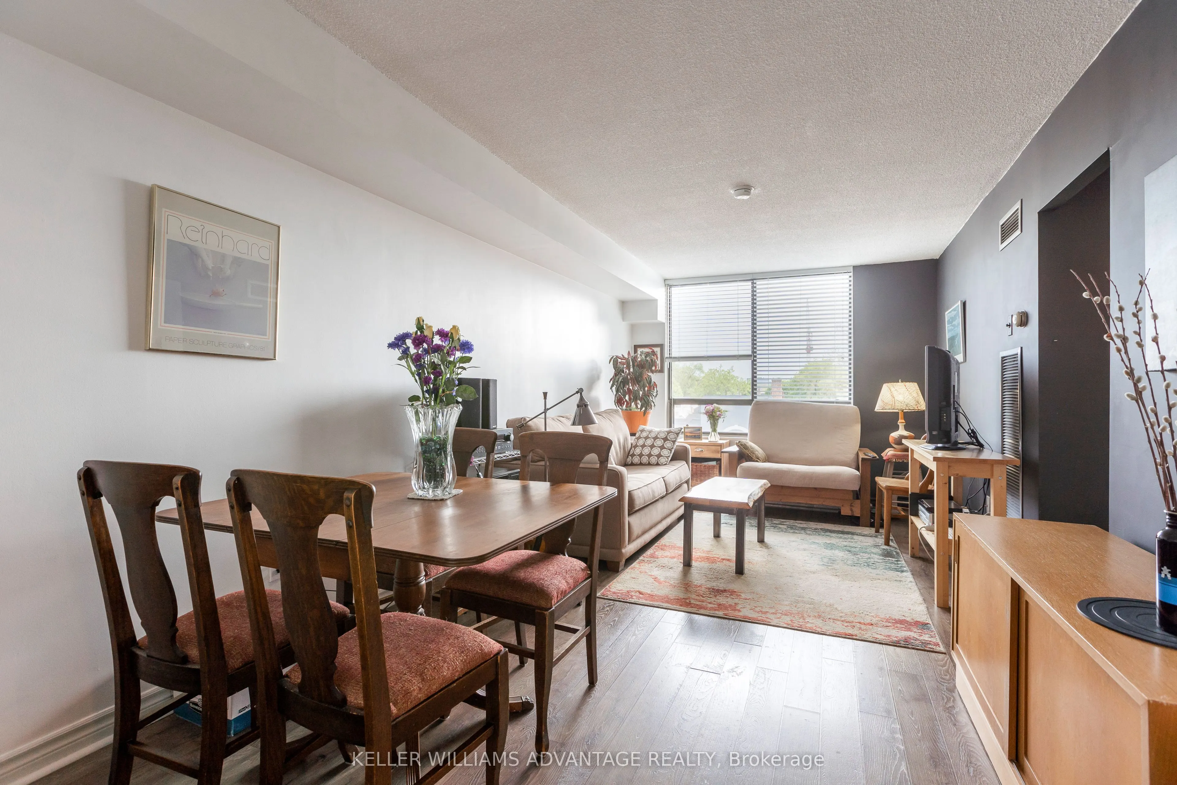117 Gerrard Street E, #404