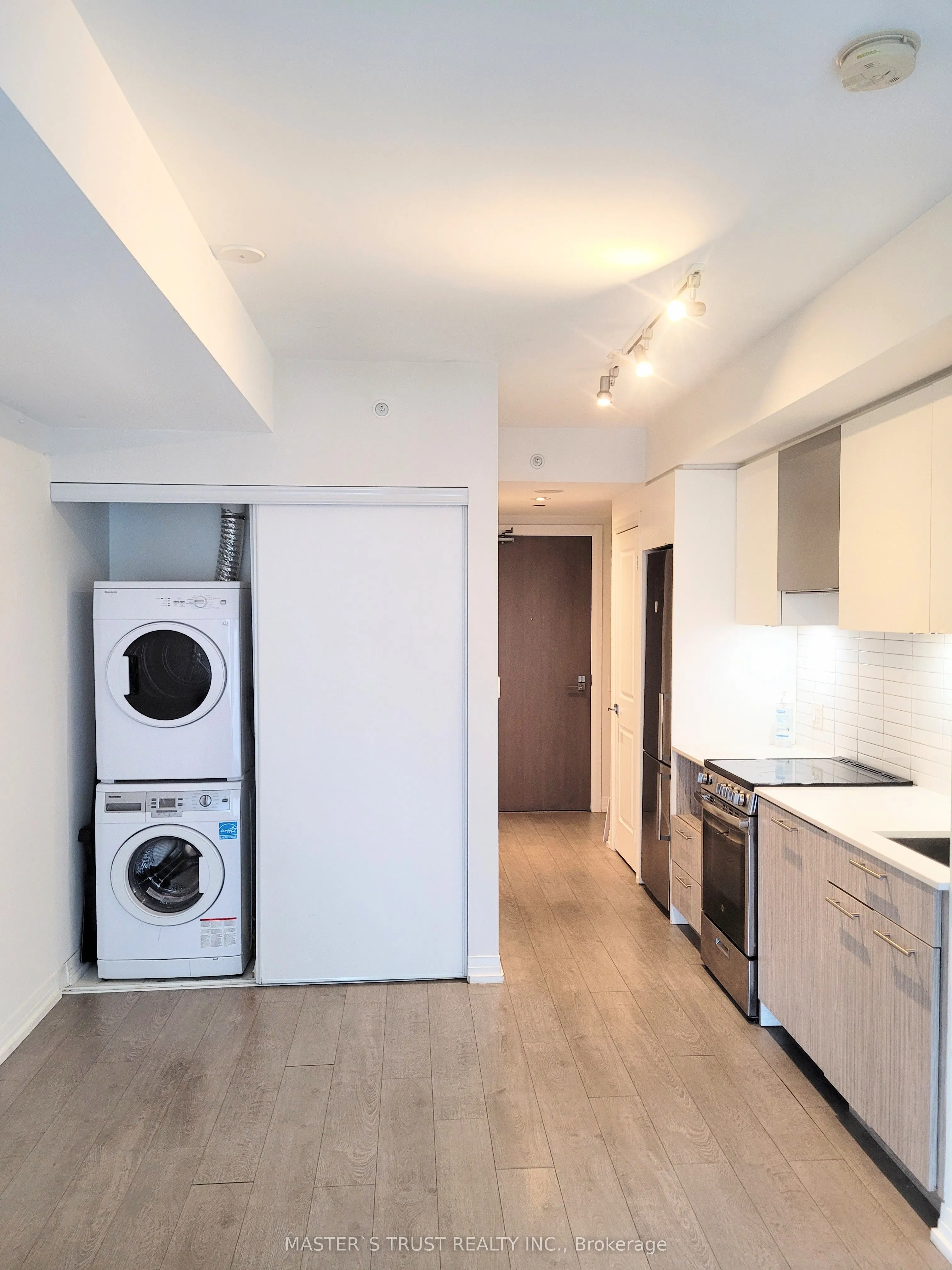 251 Jarvis Street, #608