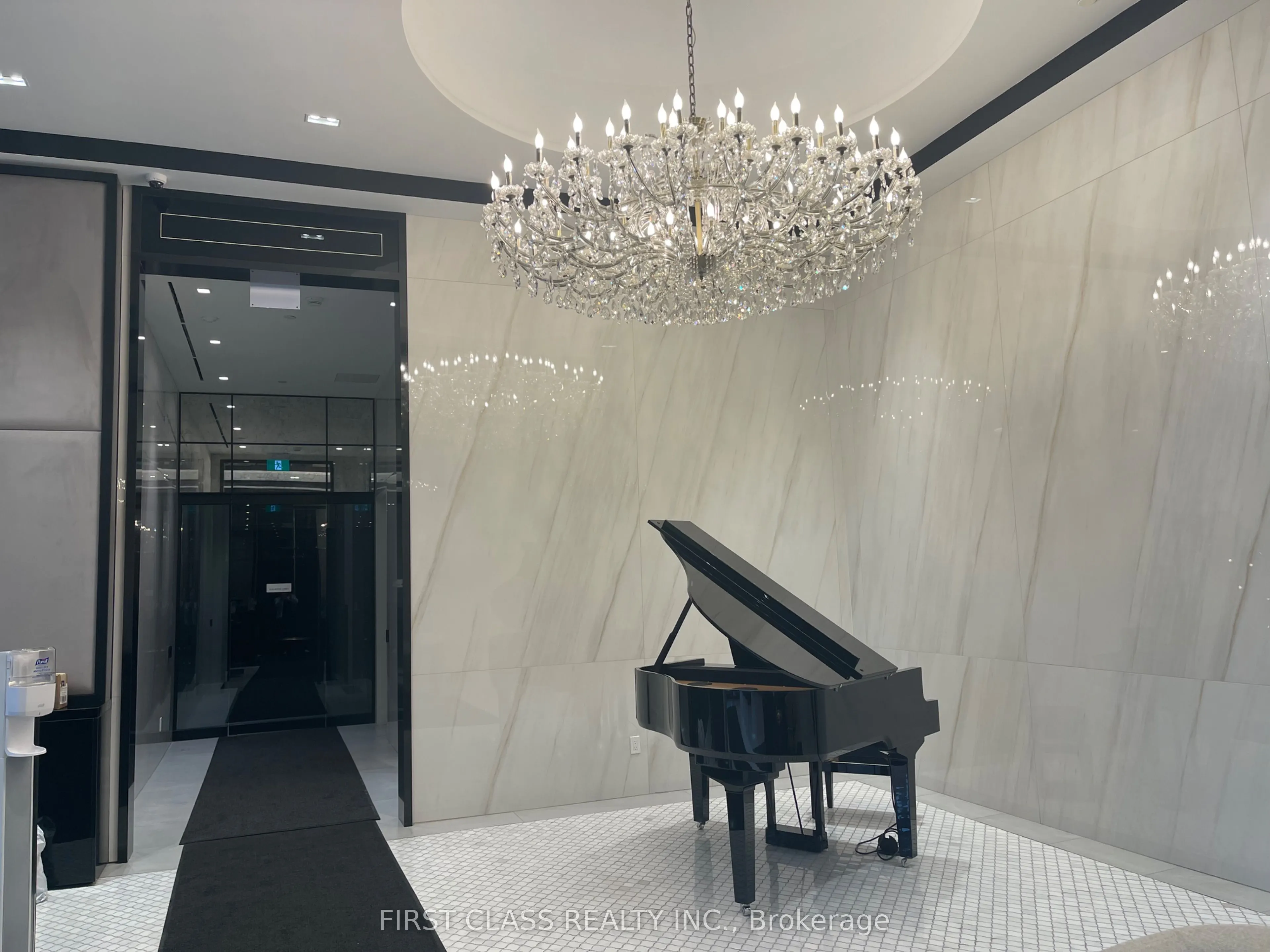 8 Wellesley Street W, #2016