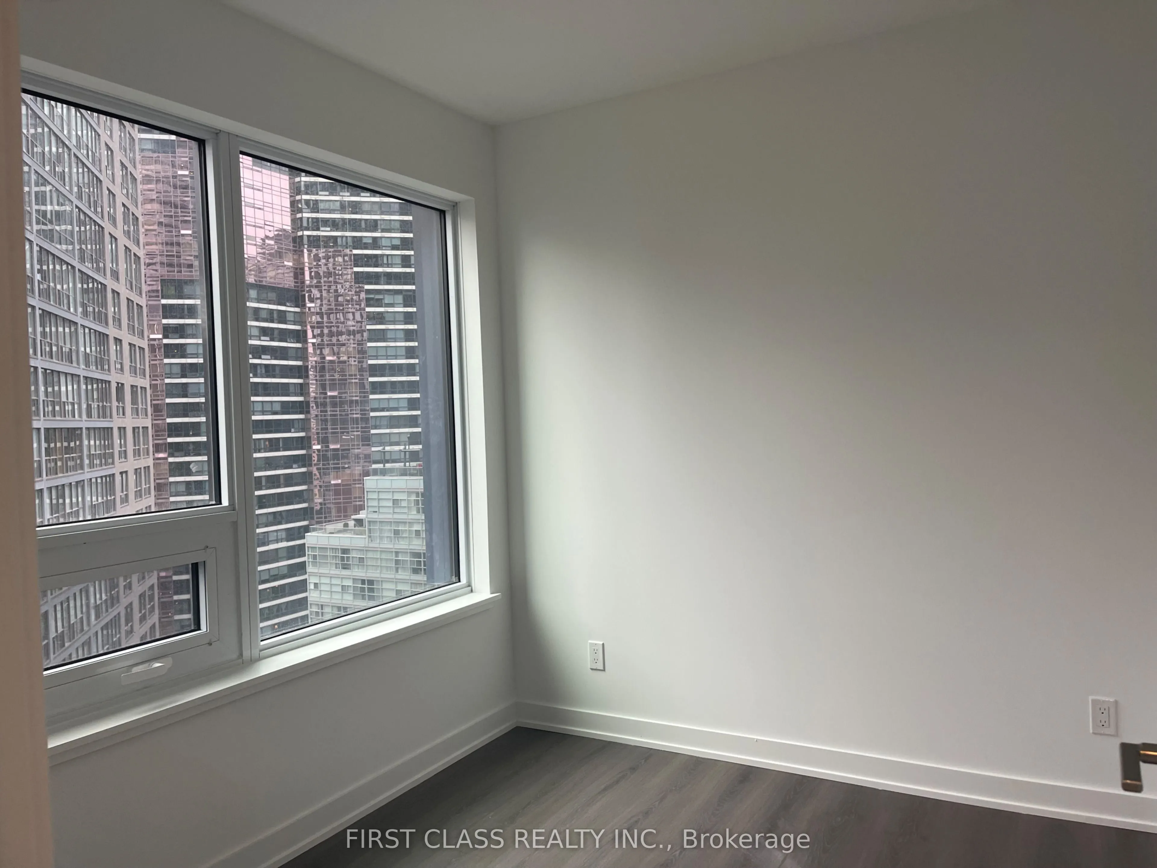 8 Wellesley Street W, #2016