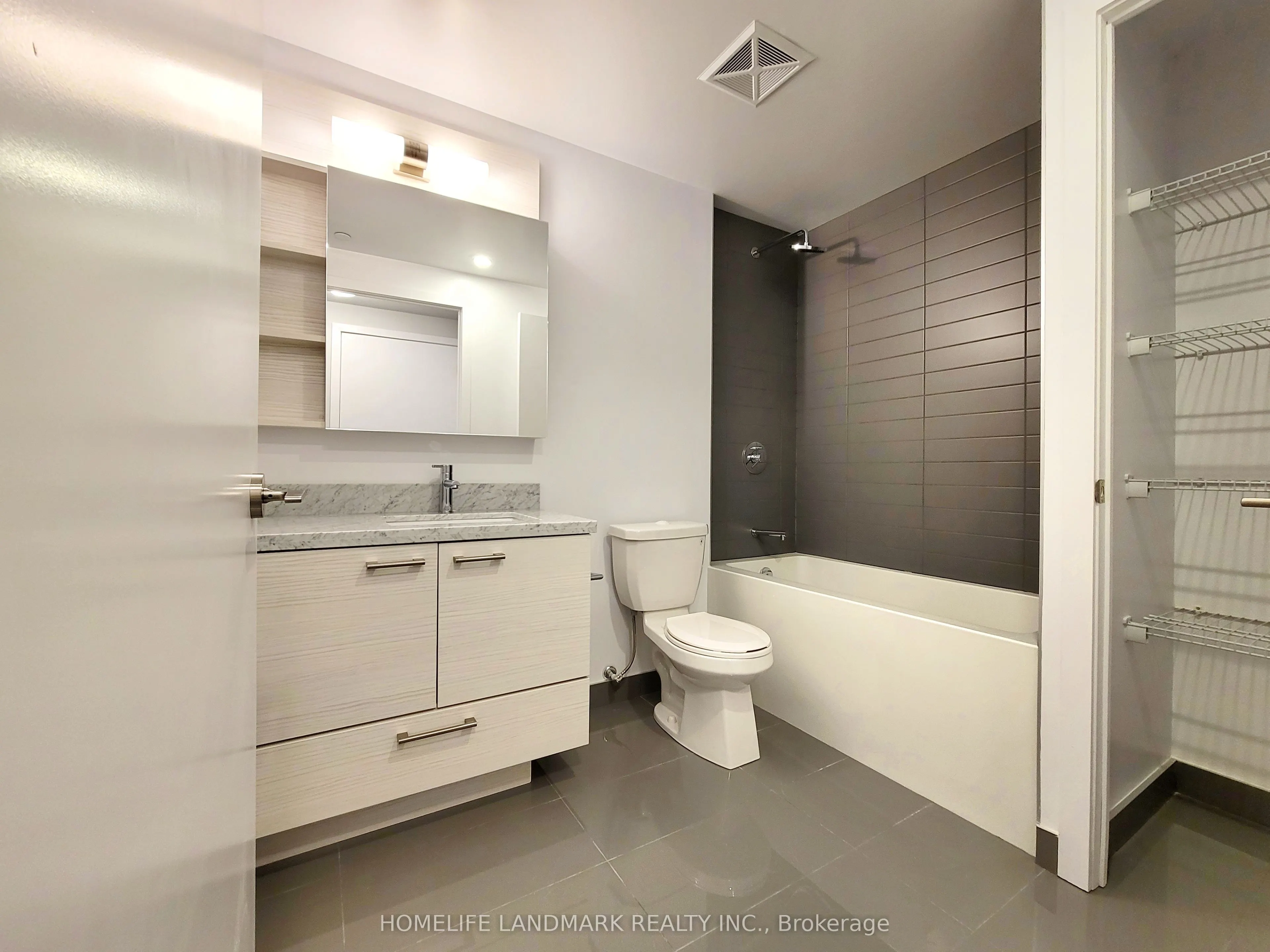 2221 Yonge Street, #1510
