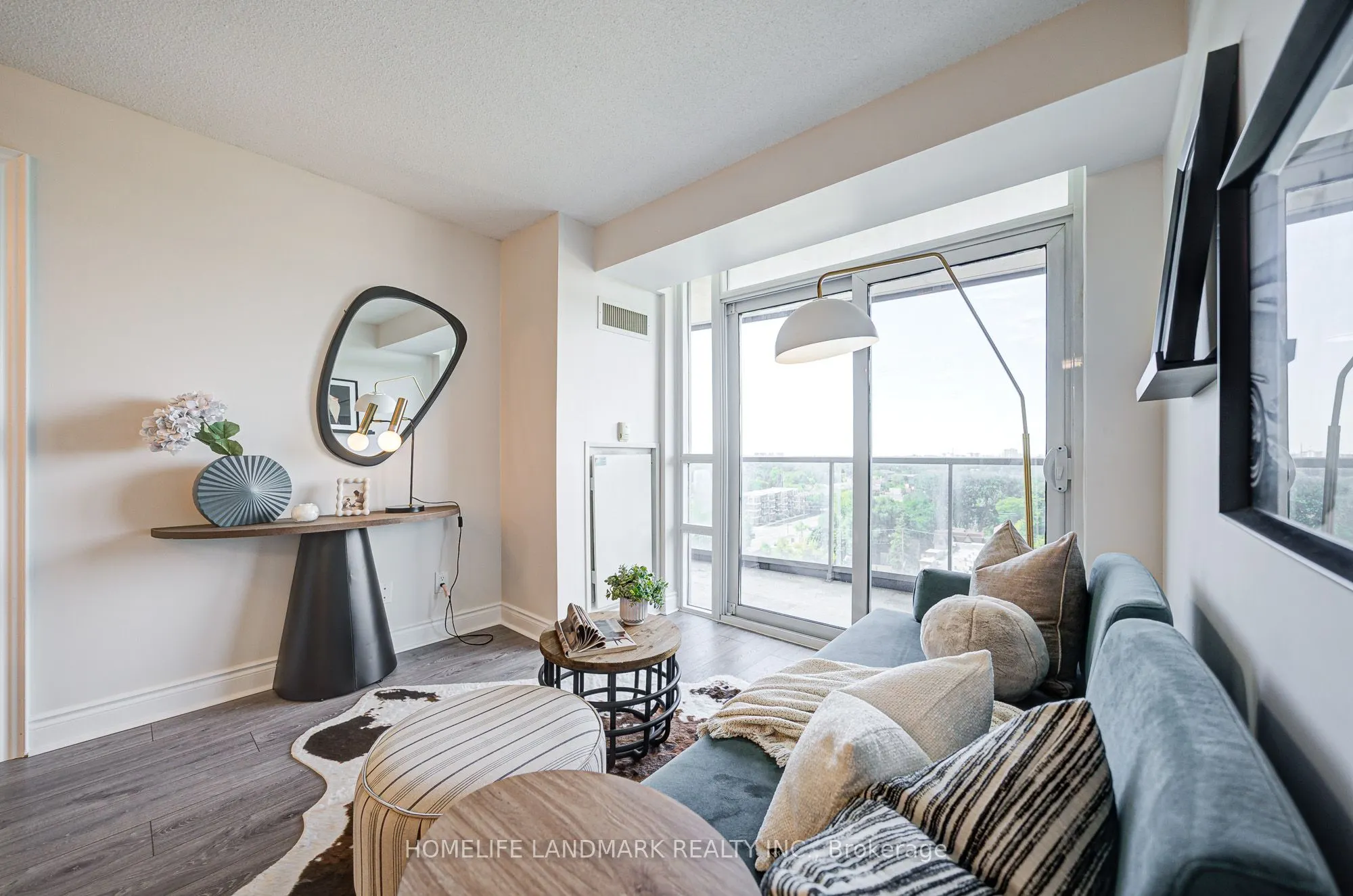 15 Greenview Avenue, #1011